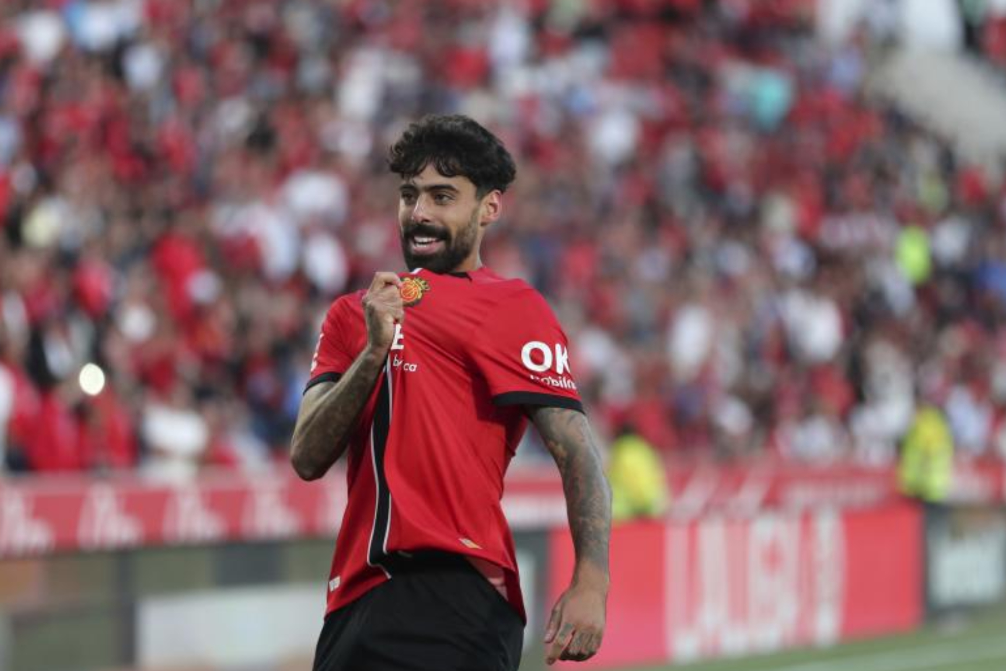 Samú Costa, celebrando un gol con el Mallorca.