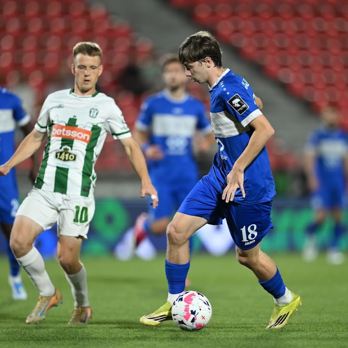 Tornike Kvaratskhelia, con el Dinamo.