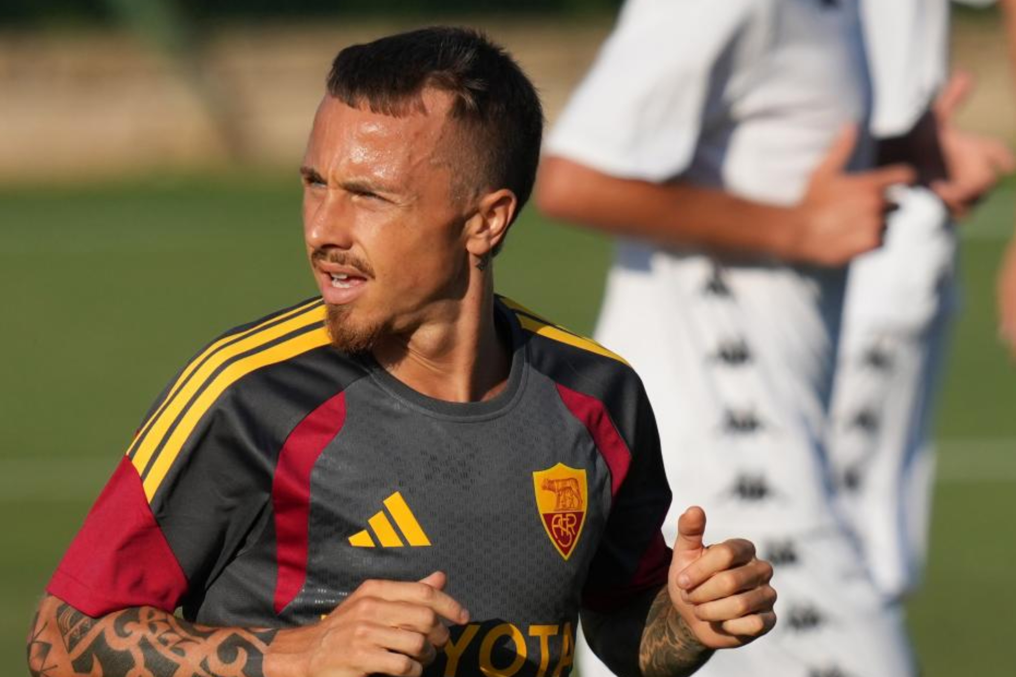 Angeliño, con la Roma.