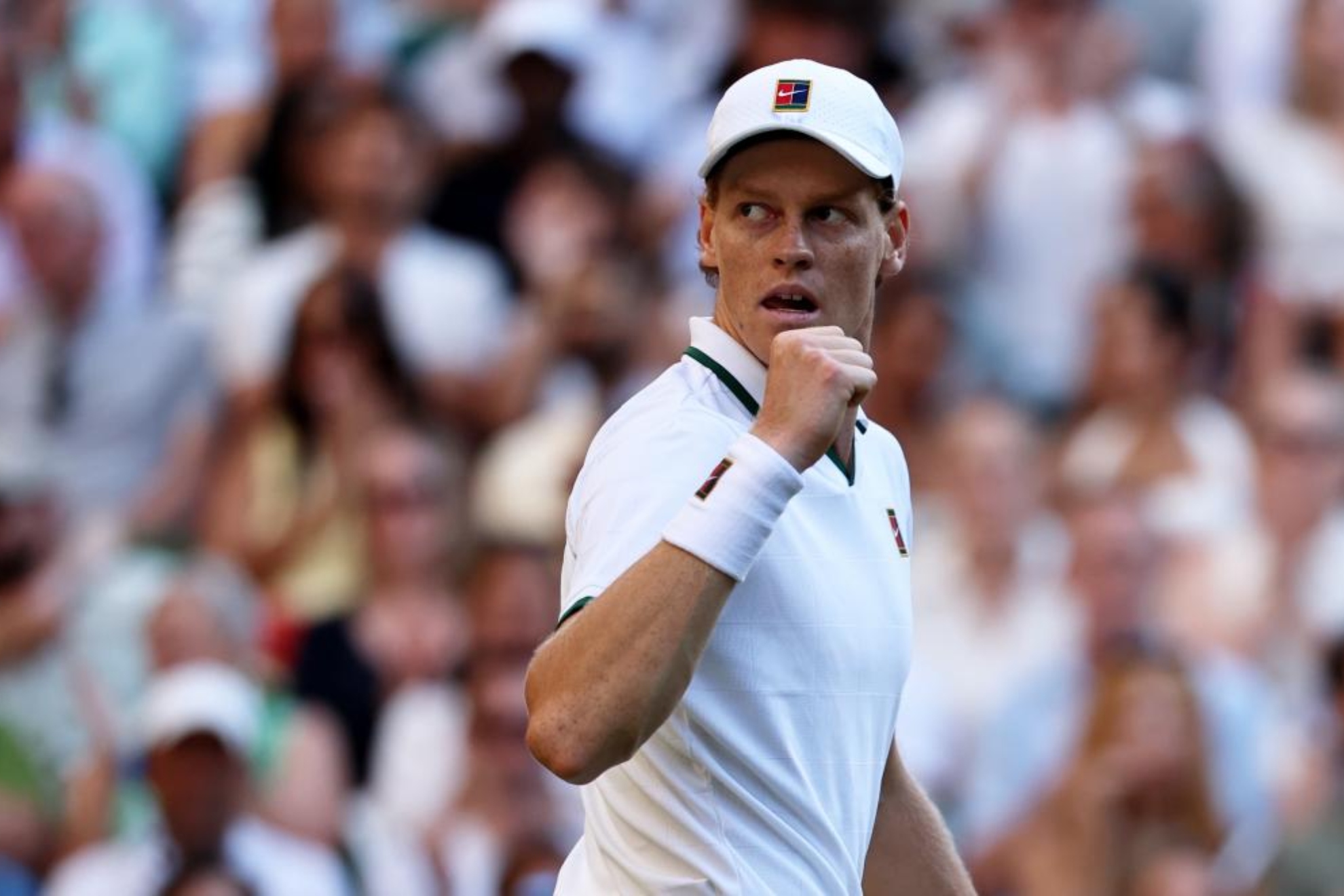 Jannik Sinner celebrando un punto en Wimbledon.