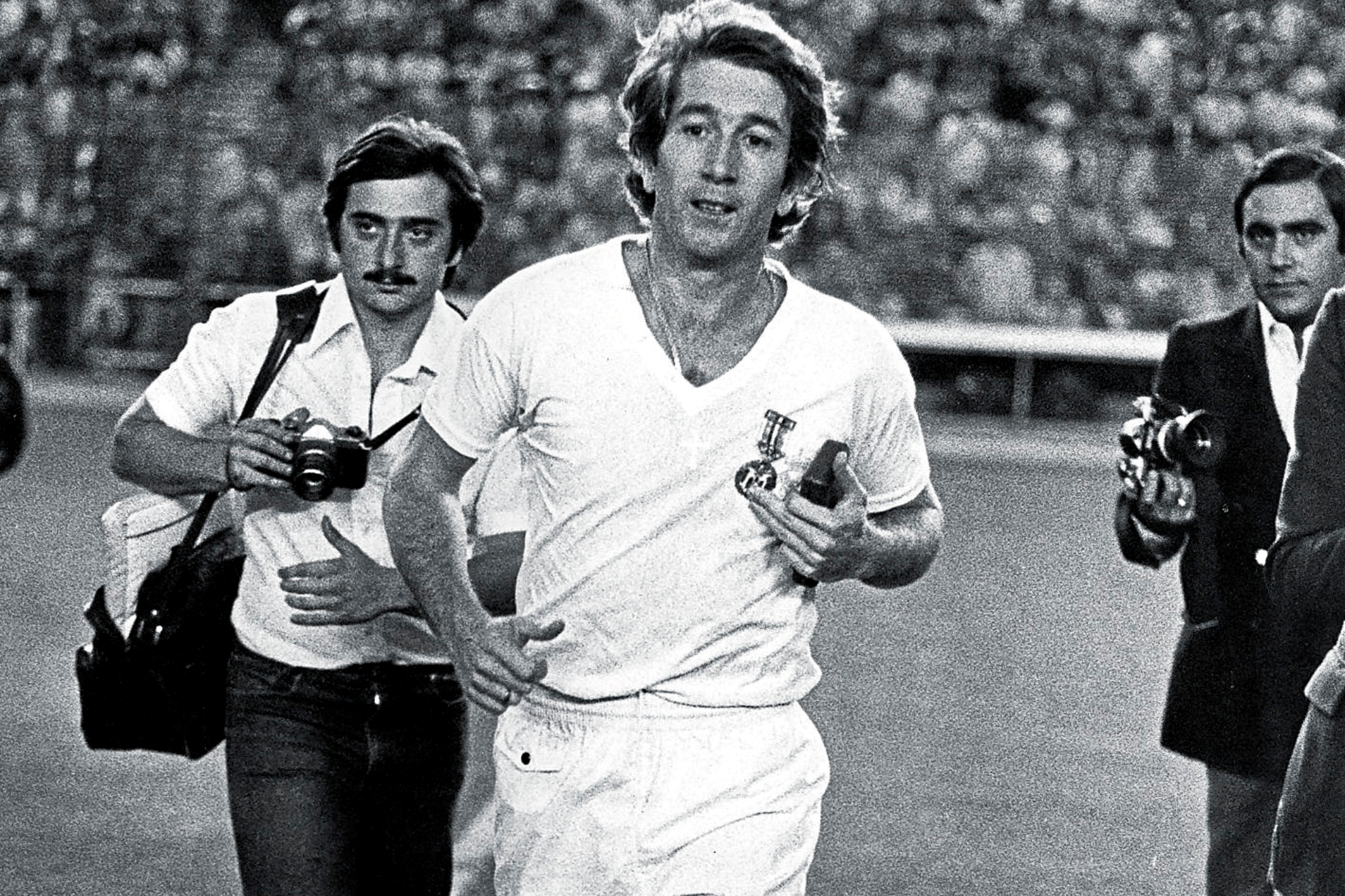 Manuel Velázquez, el día de su homenaje en el Bernabéu. Archivo MARCA
