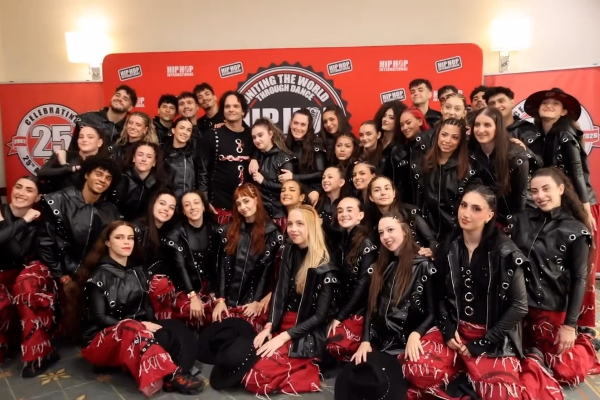 Los bailarines urbanos de la escuela madrileña The HOD.