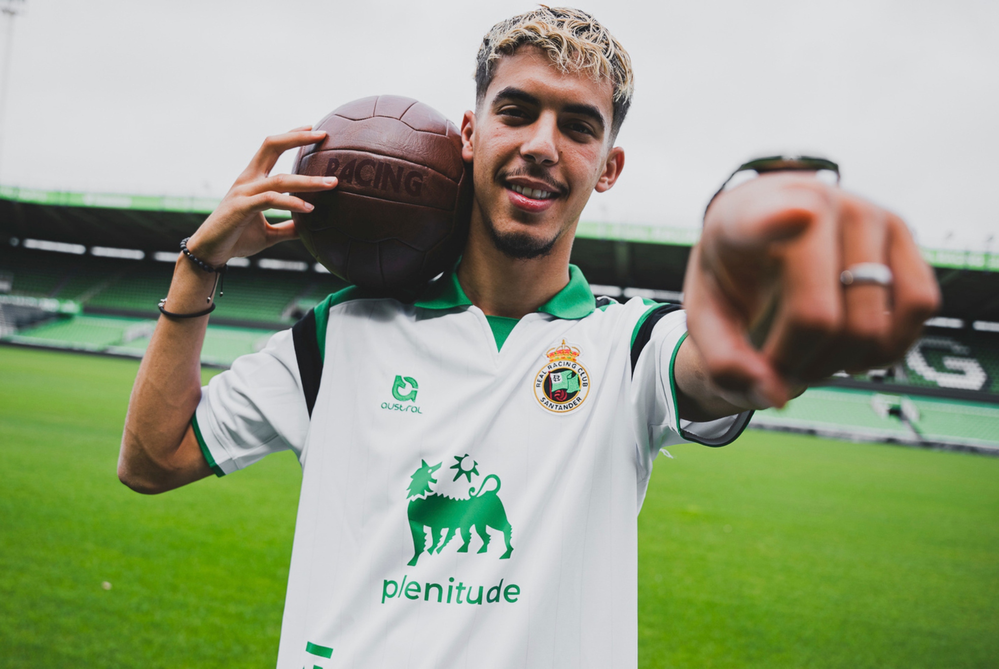 Zabiri, en su presentación con el Racing de Santander. Real Racing Club