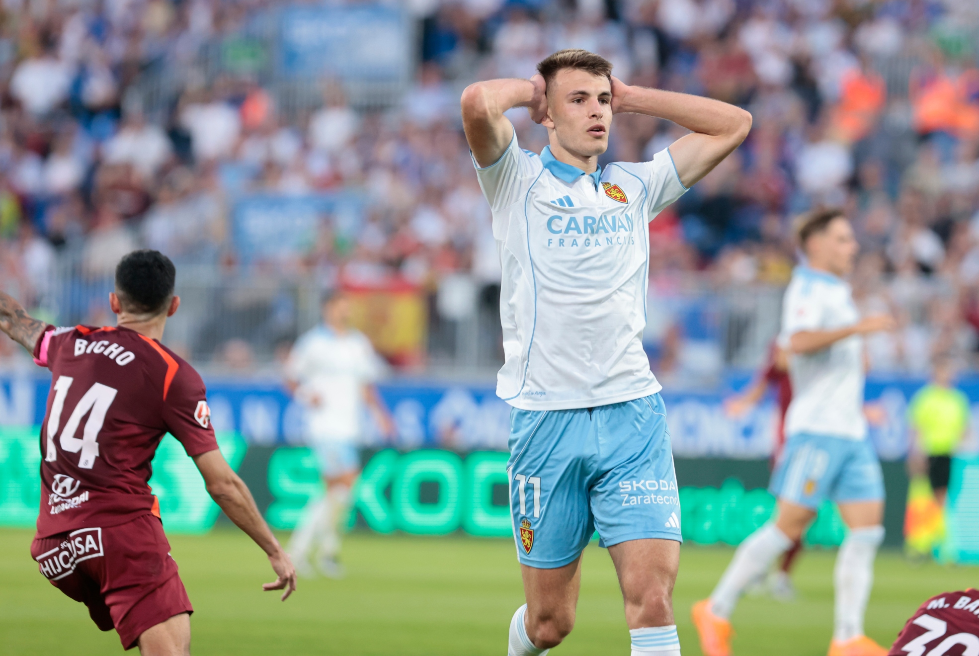 Bazdar, en un encuentro con el Zaragoza. Toni Galán / MARCA