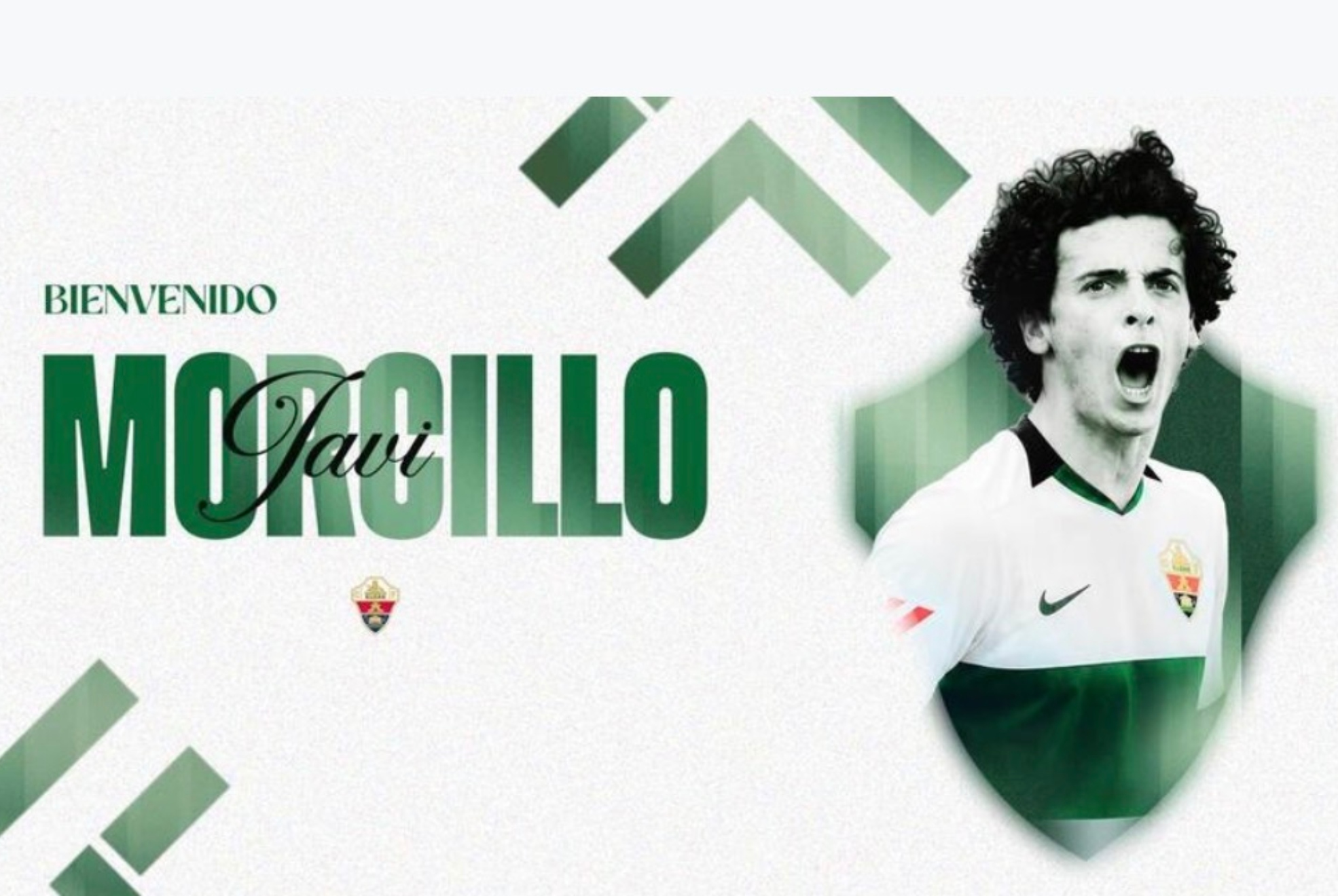 Foto de presentación del fichaje de Javi Morcillo por el Elche. Elche CF.