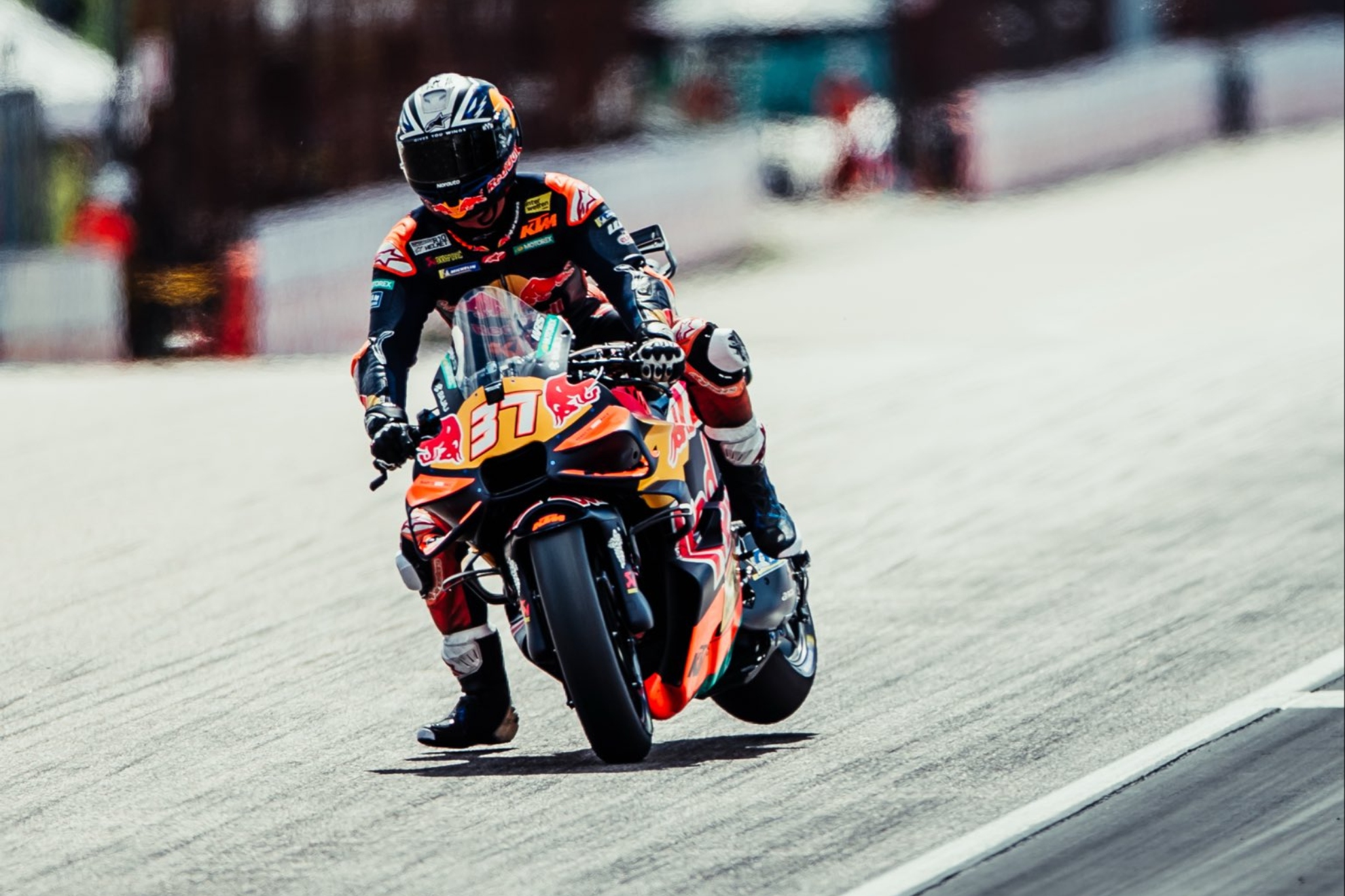 Pedro Acosta, con la KTM. KTM