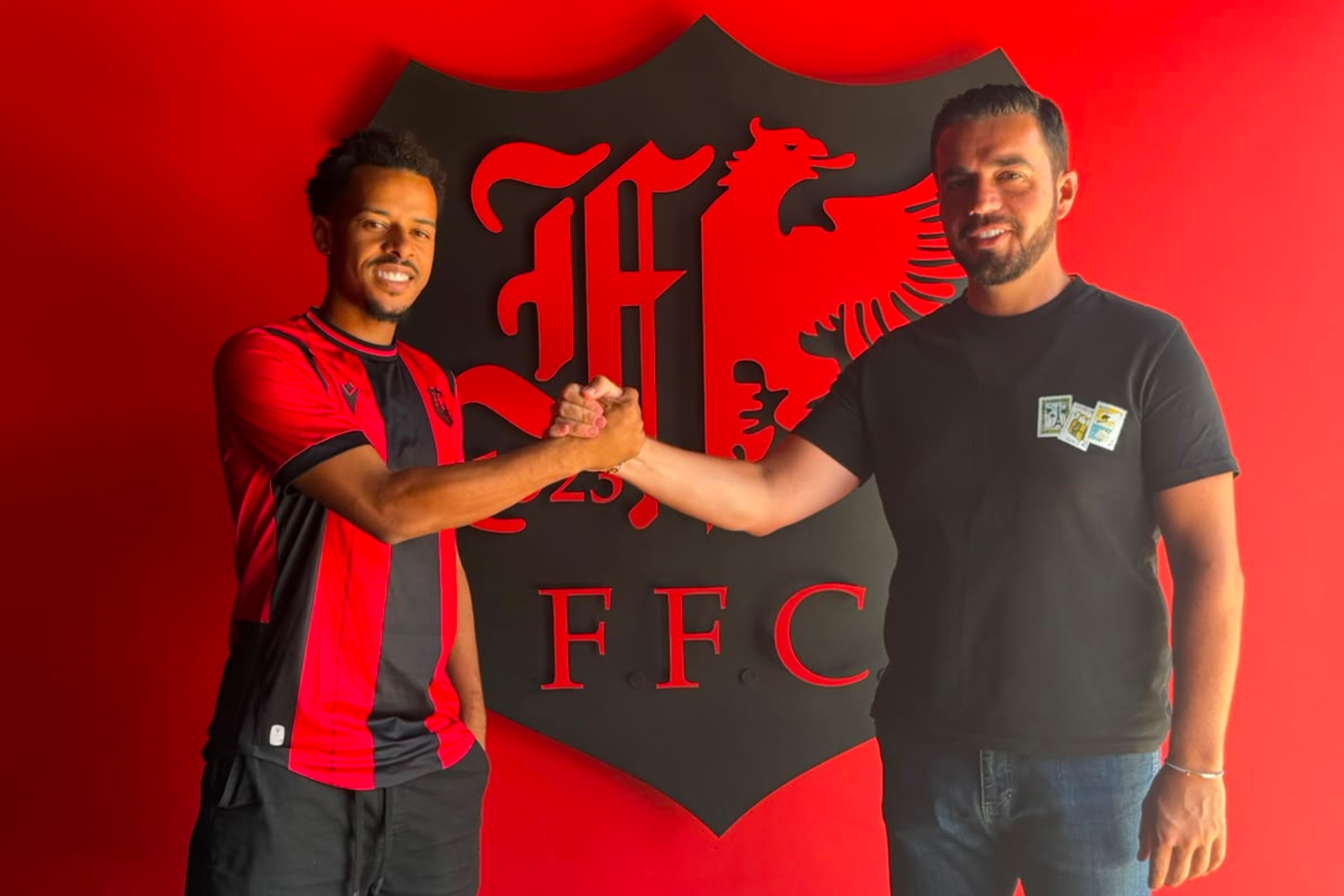 Barry, el día que fichó por su nuevo club.