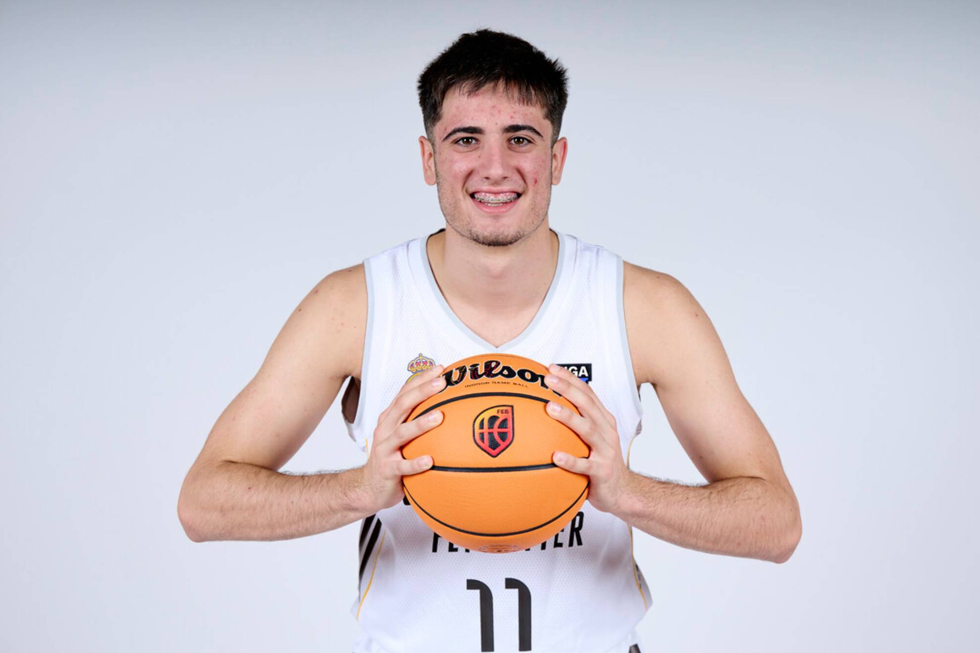 Bjelic posa en el Media Day del filial del Real Madrid. ACB PHOTO