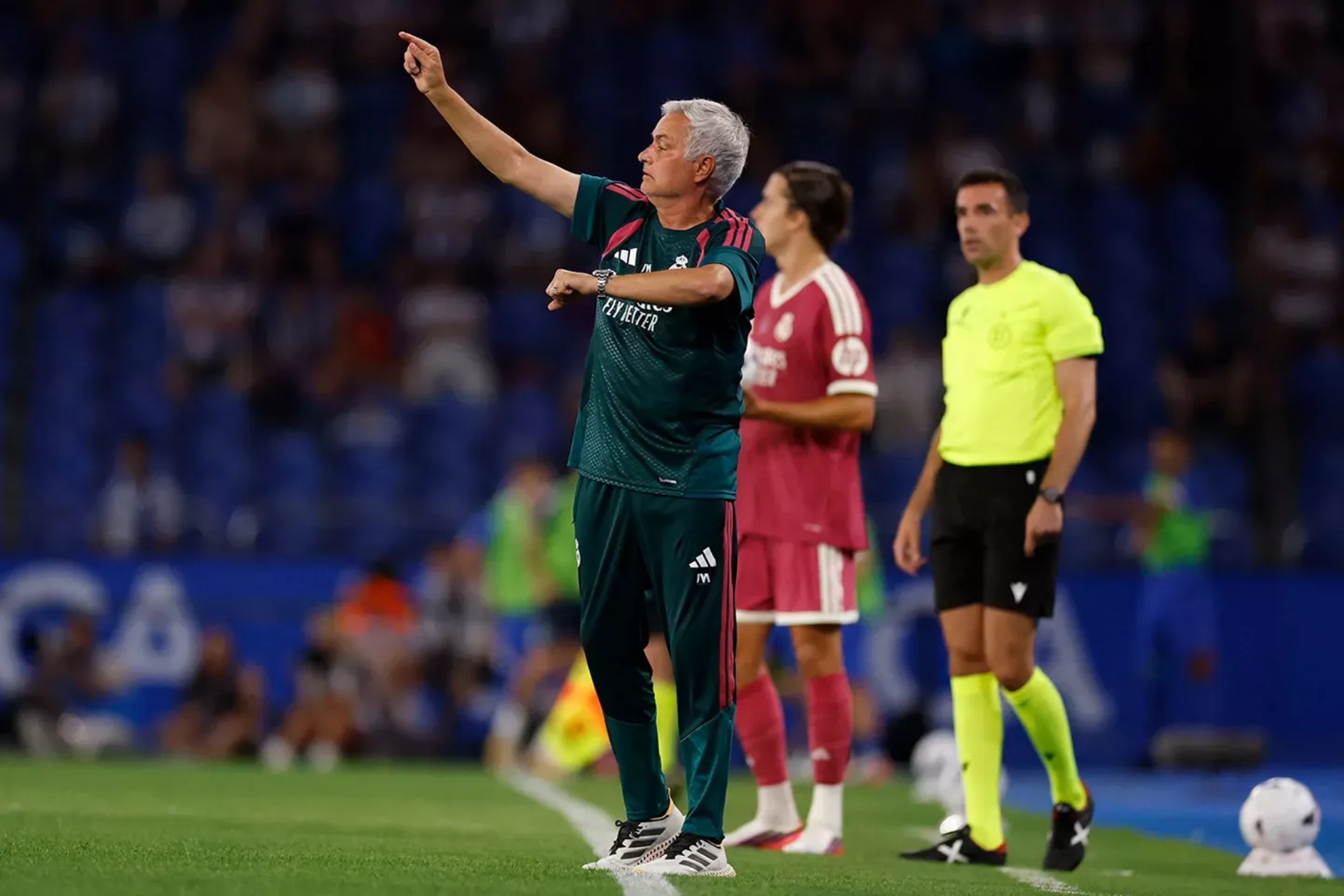 José Mourinho durante el Teresa Herrera. REALMADRID.COM