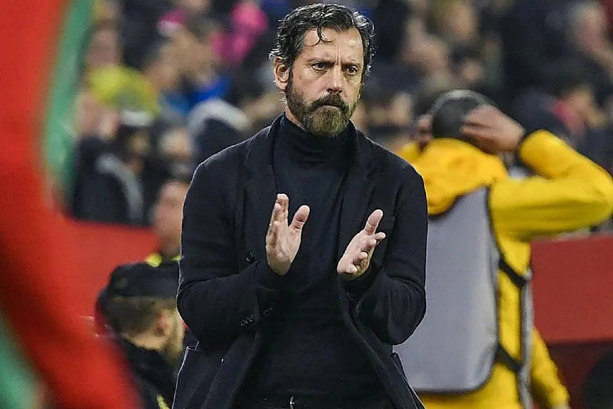 Sánchez Flores se muestra satisfecho con el mercado del Alavés