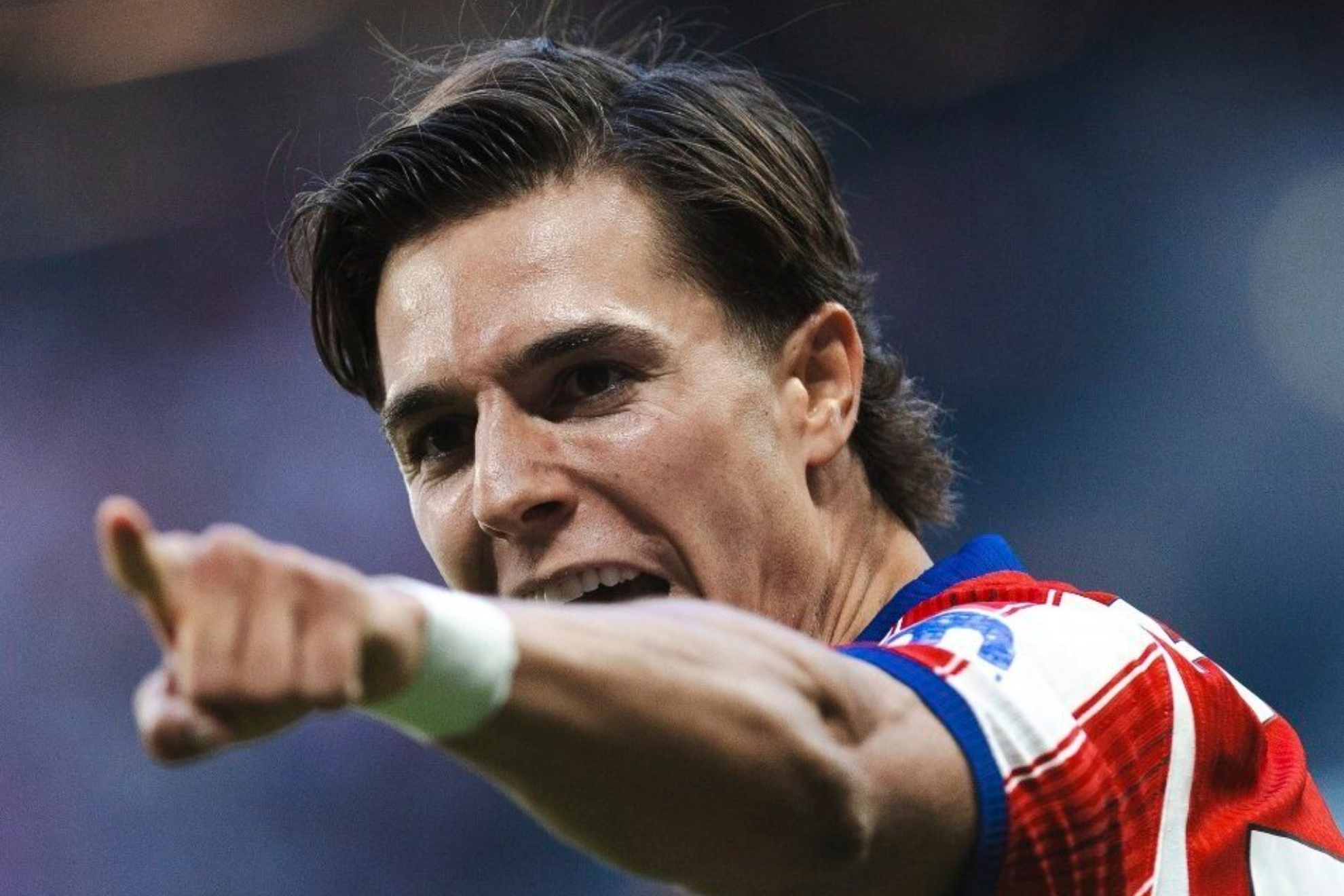 Arnau Ortiz celebrando un gol con el primer equipo. ATLÉTICO DE MADRID