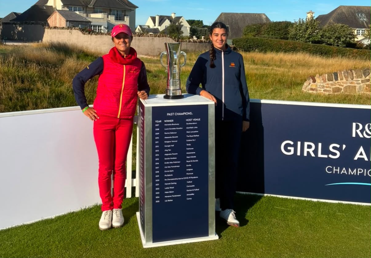 Marta Muñoz y Adriana García en la final del Girls Amateur