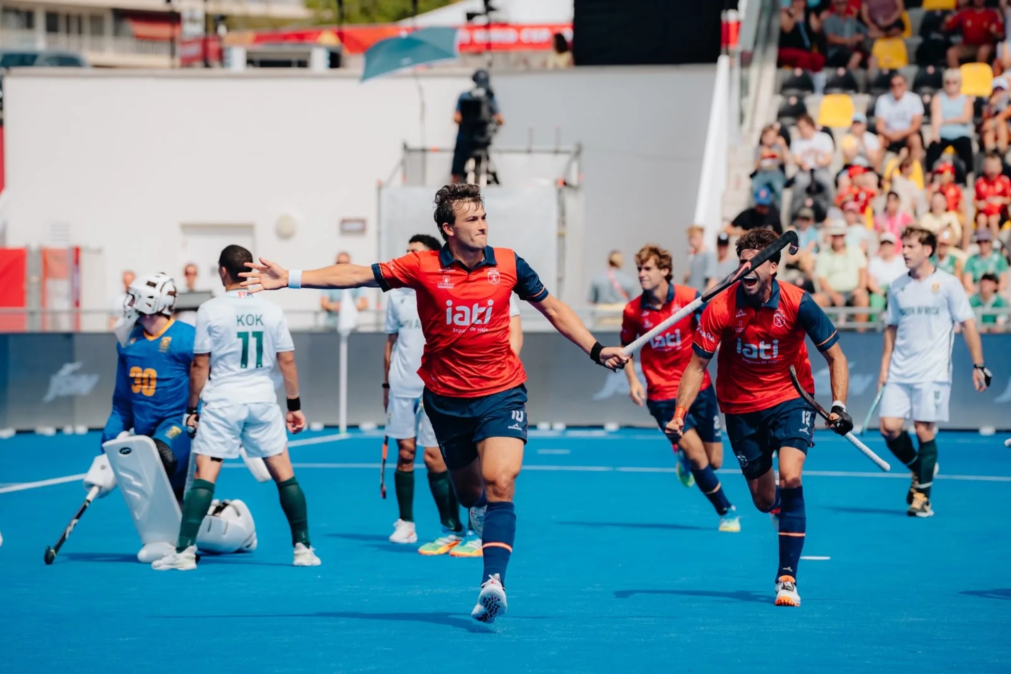 Basterra celebra un gol F.E. Hockey