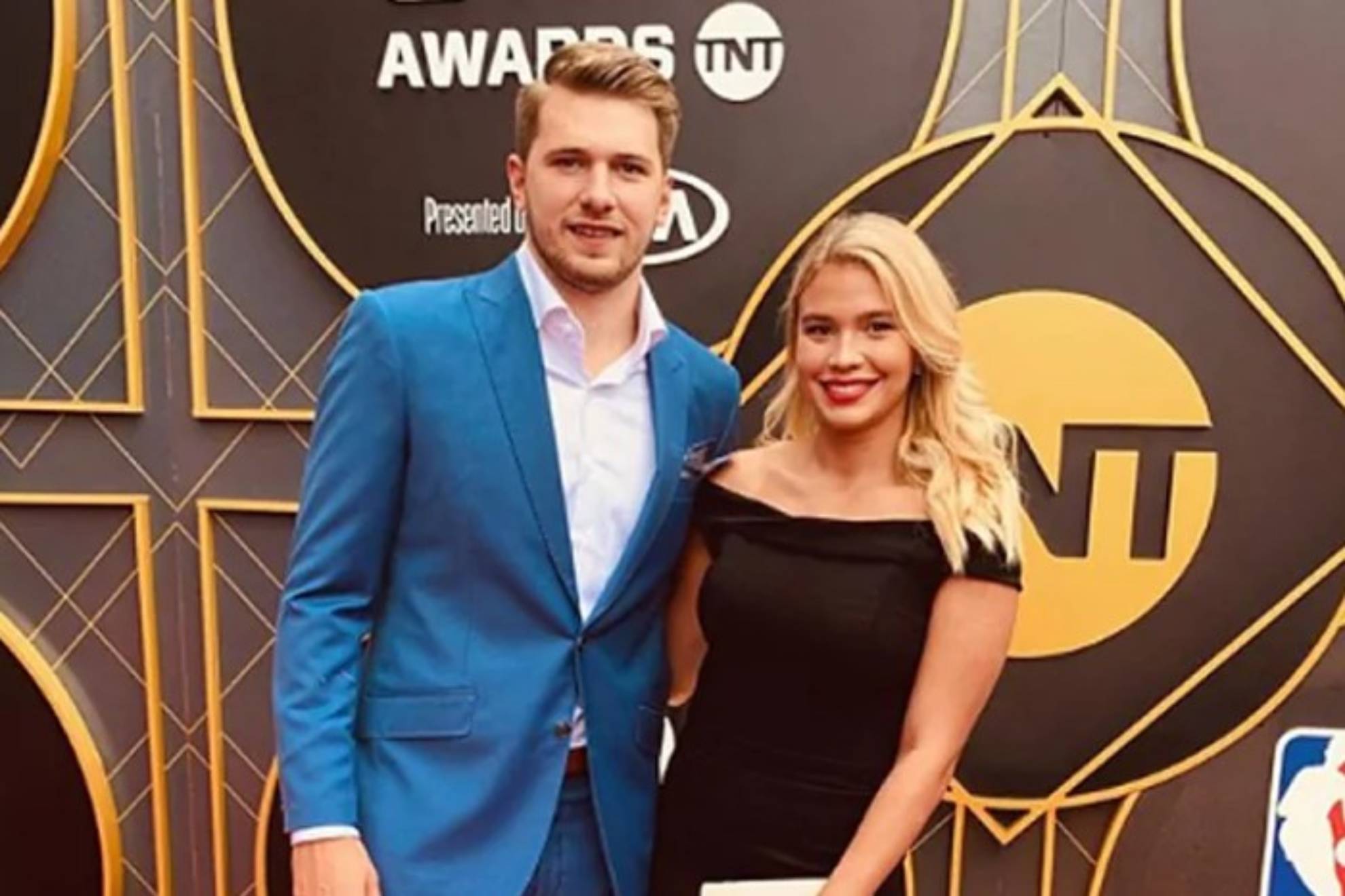 Luka Doncic y Anamaria Goltes posan cuando la relación aún era idílica entre ambos.