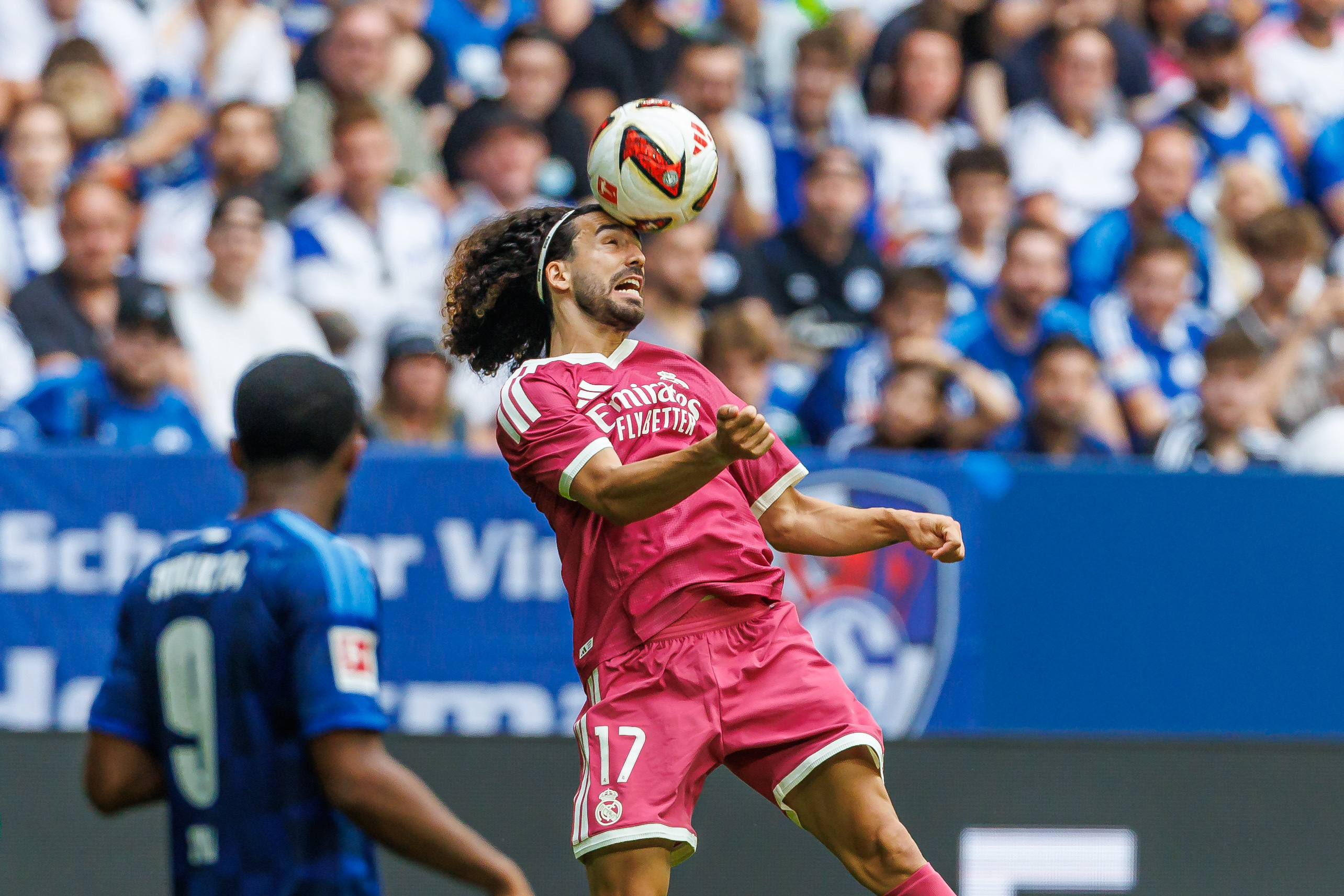 Marc Cucurella en su debut con el Real Madrid. Getty Images.