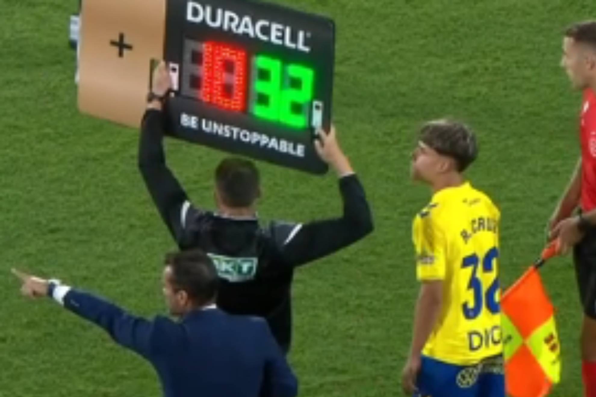 El extremo Rafa Cruz debuta con 16 años en la UD Las Palmas