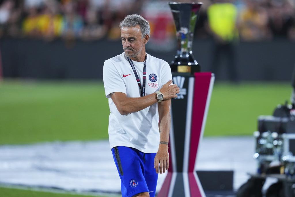 Luis Enrique, al final del encuentro ante el Lens.