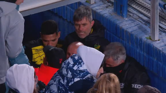 Pelea entre entrenadores en Argentina: Guillermo Barros Schelotto y Julio Vaccari acaban a golpes ESPN