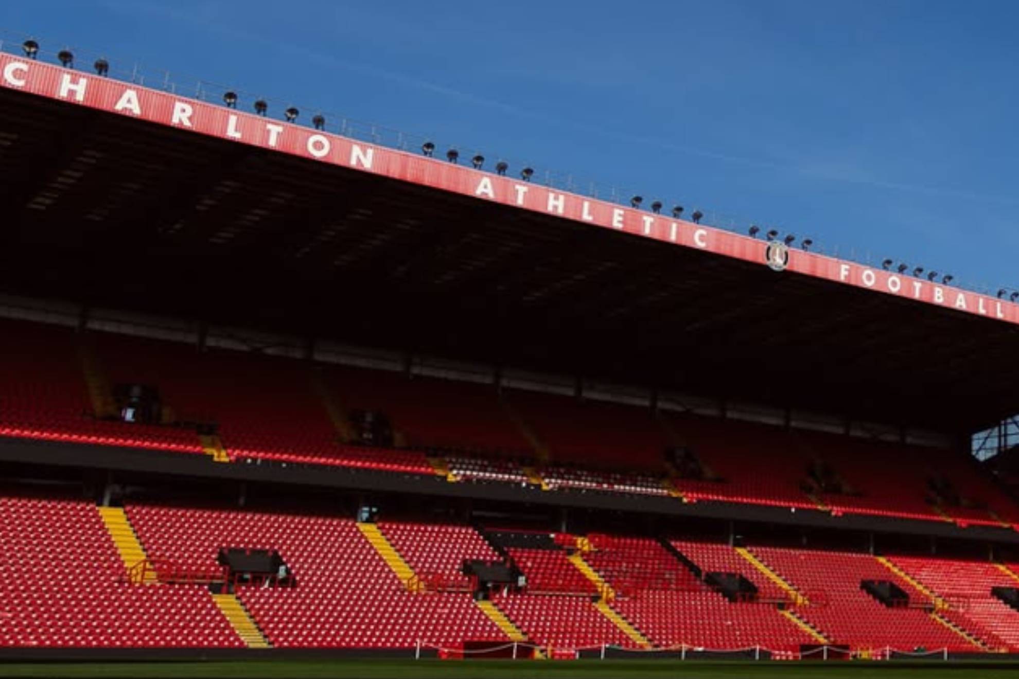 Muerte en el estadio del Charlton Athletic: hallan un cadáver en 'The Valley' @cafcofficial