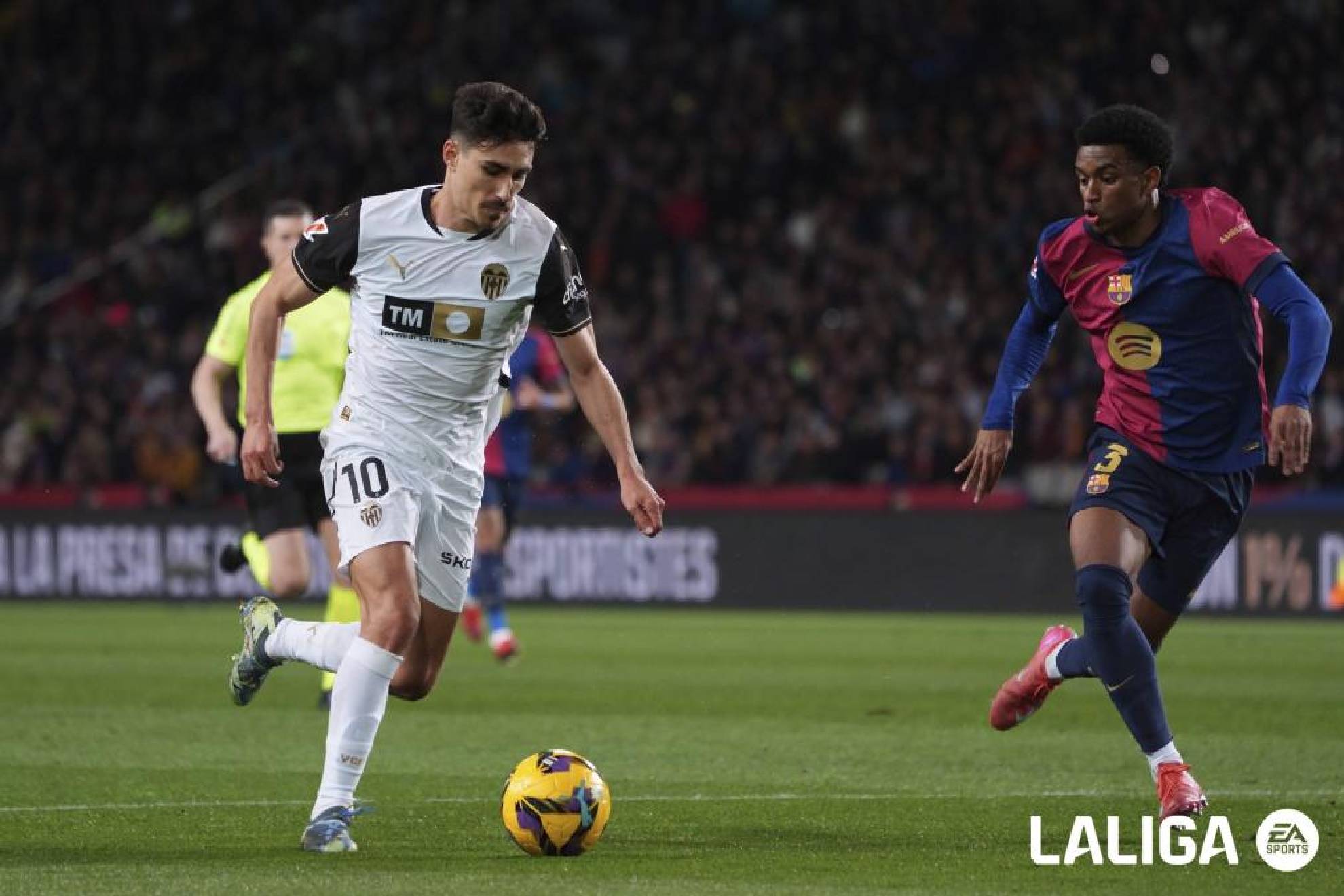 André Almeida en un partido contra el Barça