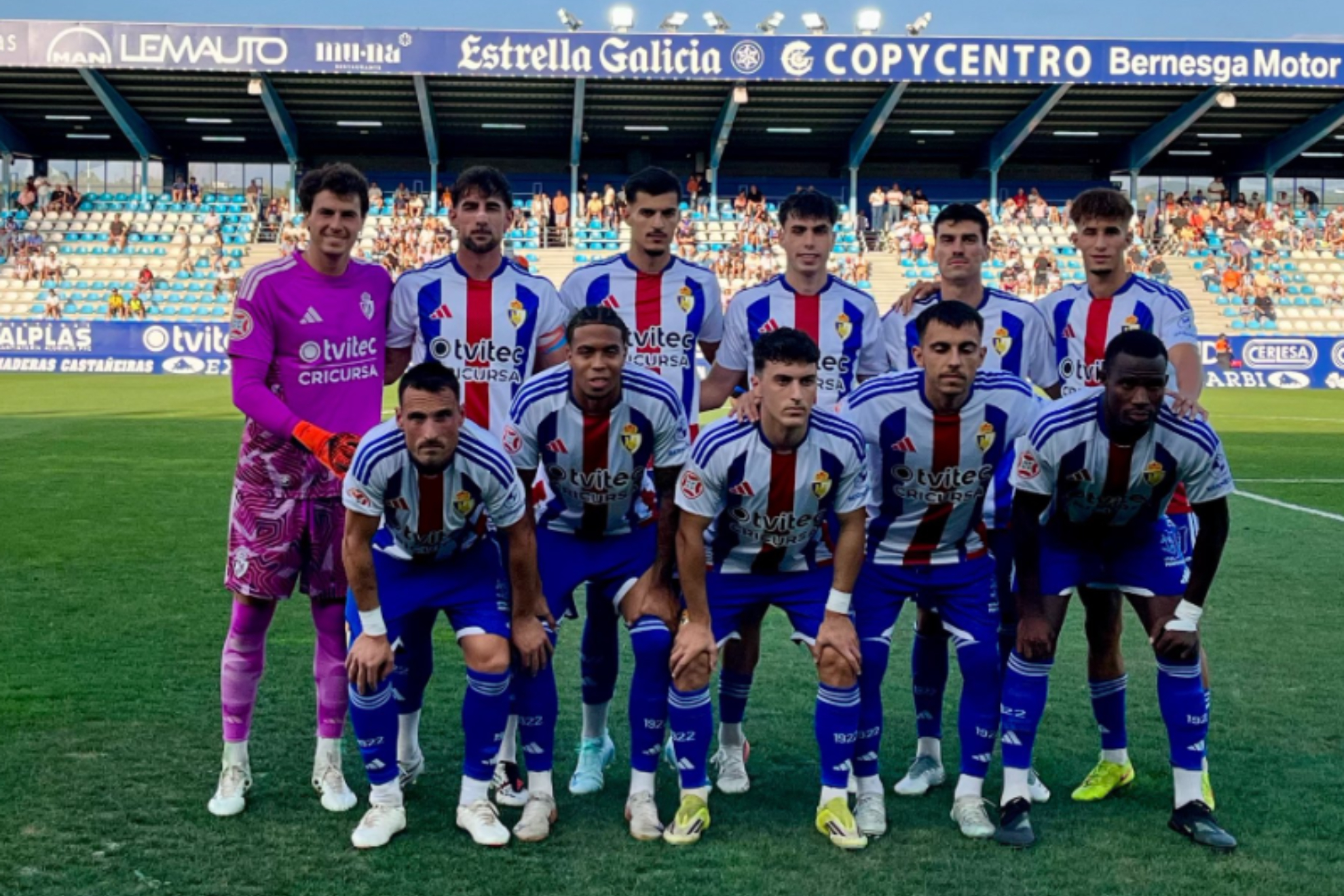 El once incial de la Ponferradina. Ponferradina.
