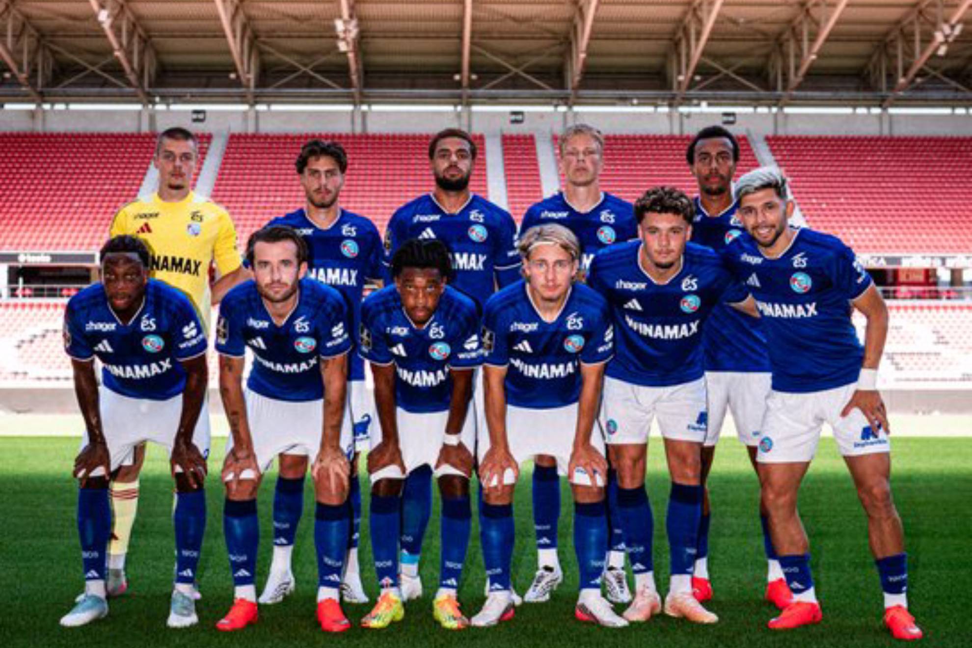 Foto de equipo del Estrasburgo en un amistoso ESTRASBURGO
