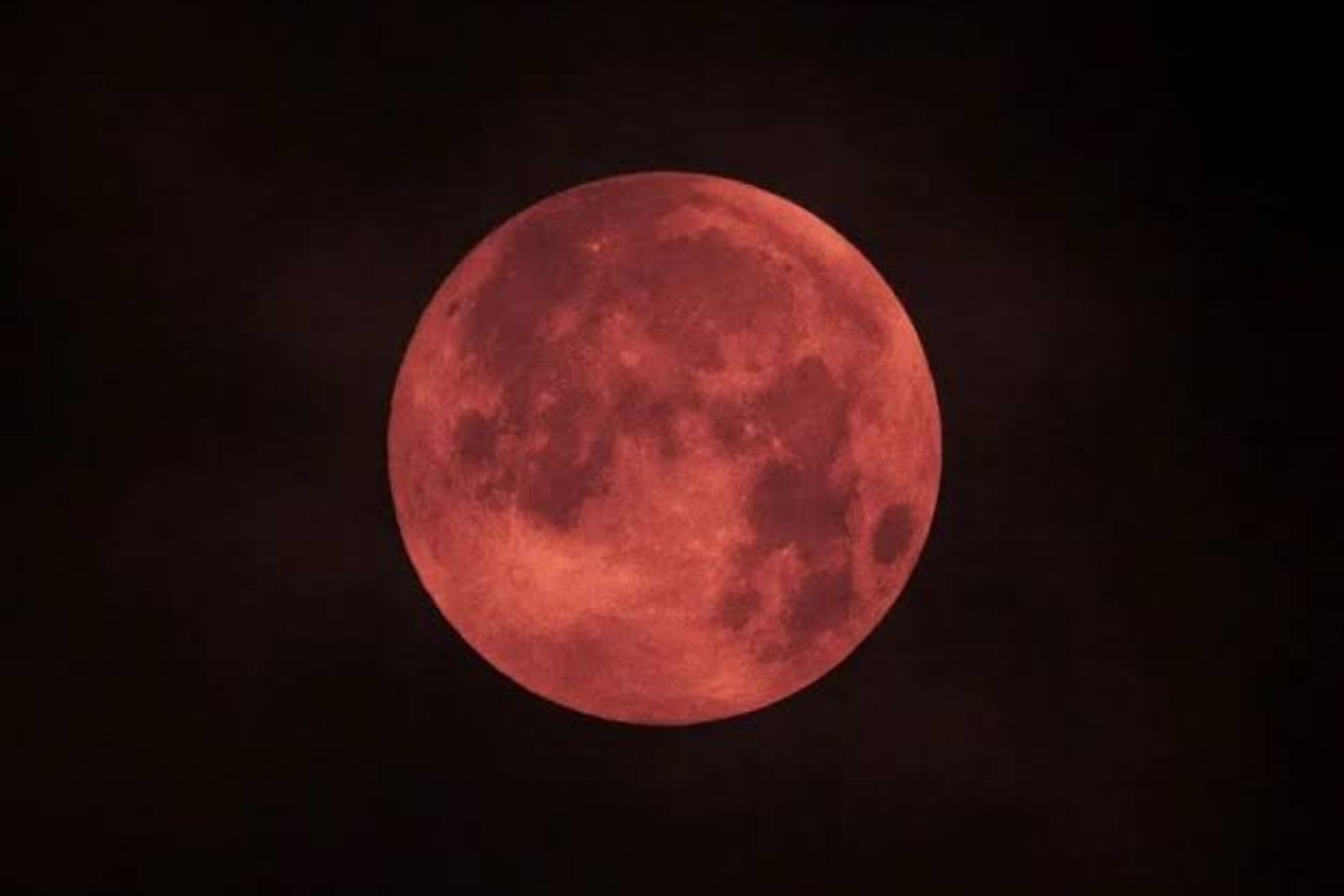 Luna de sangre 2026: ¿A qué hora y cómo ver el eclipse total desde Colombia?