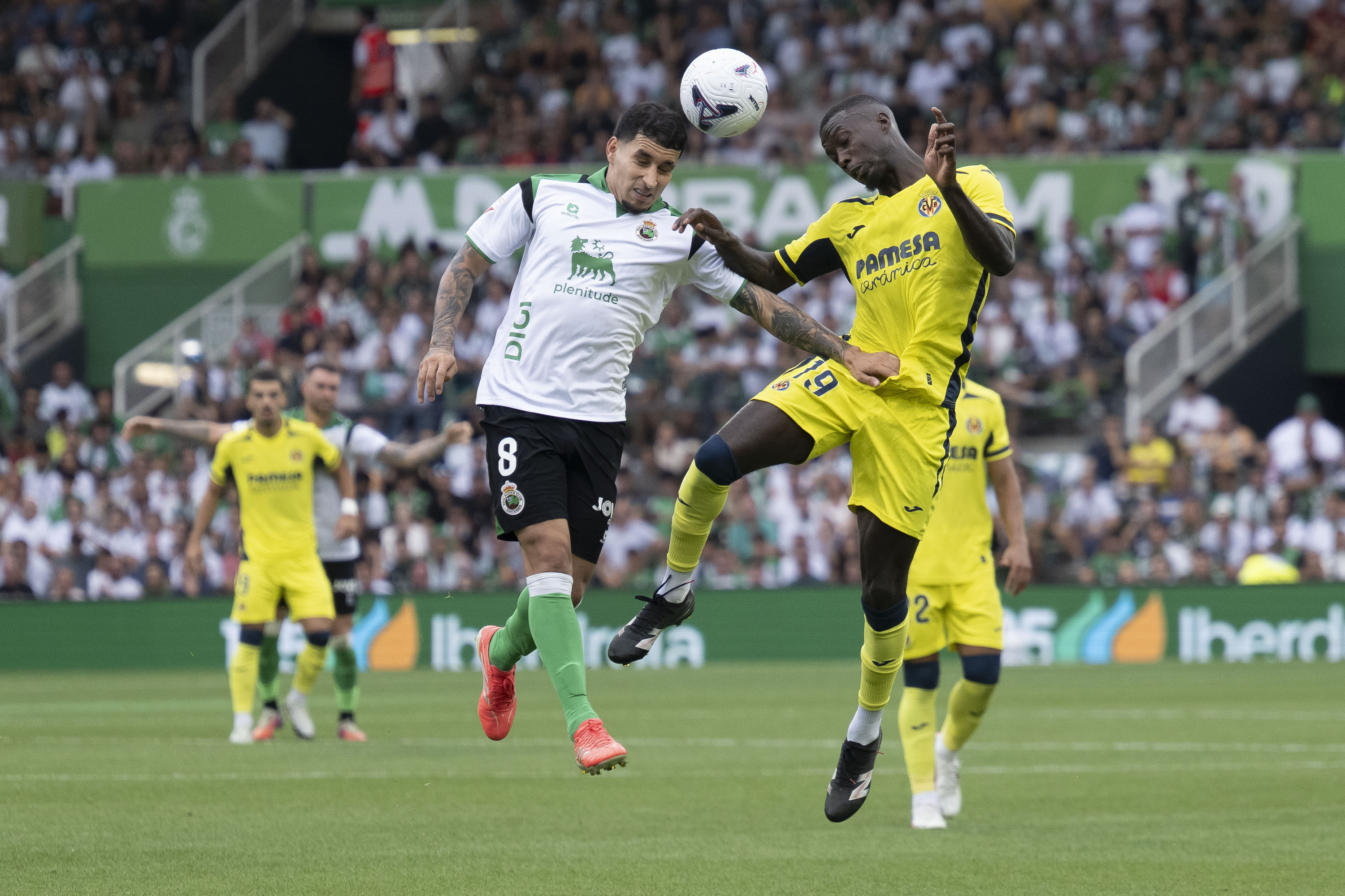 Partido entre Racing y Villarreal