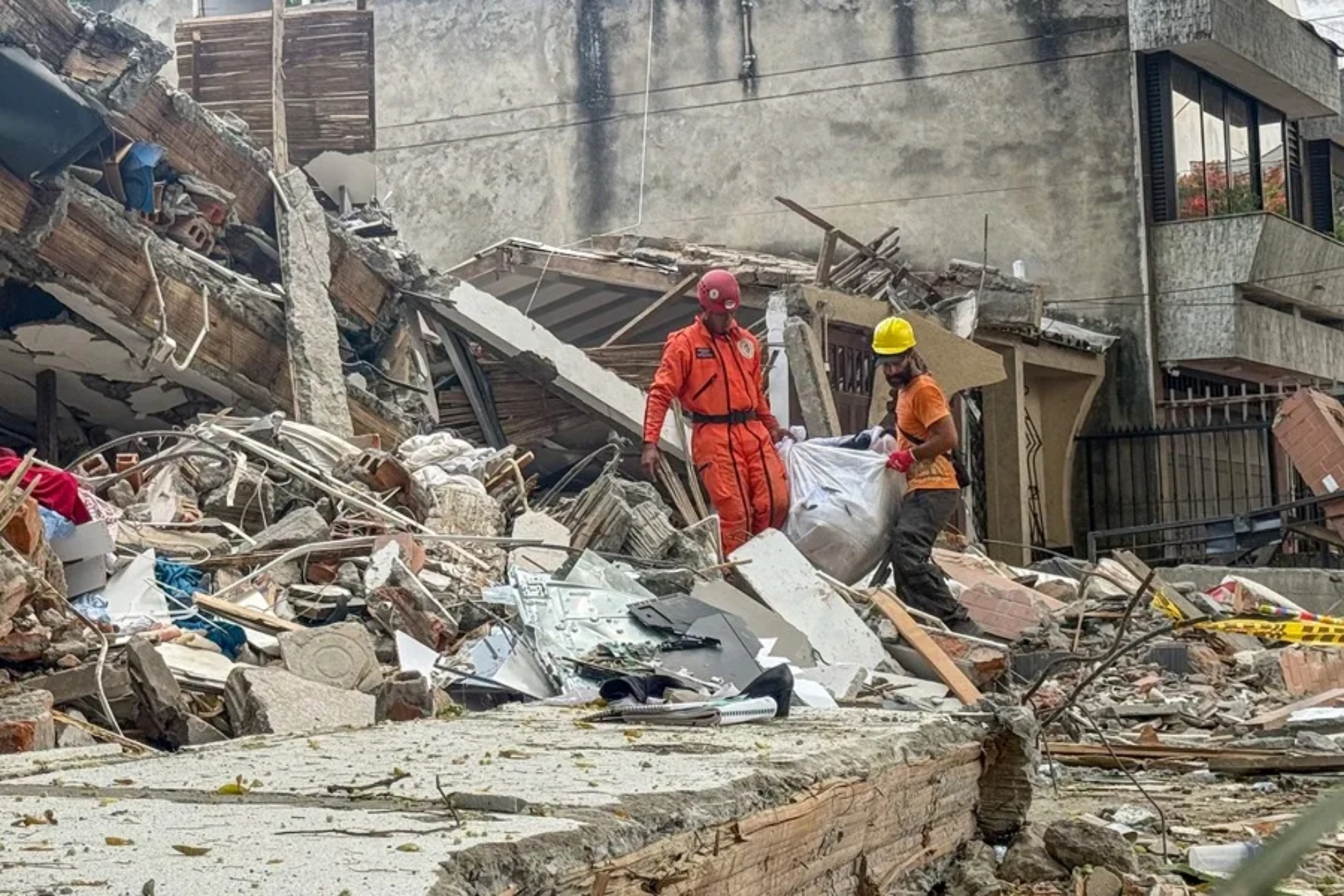 Sube a 319 la cifra de muertos y la crisis supera las 194.000 viviendas afectadas.