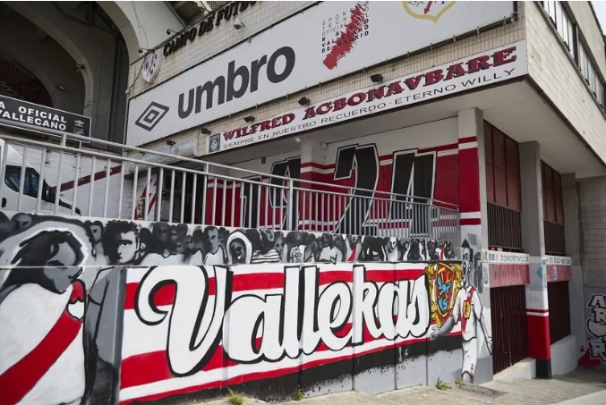 La Comunidad considera que no es seguro jugar en Vallecas