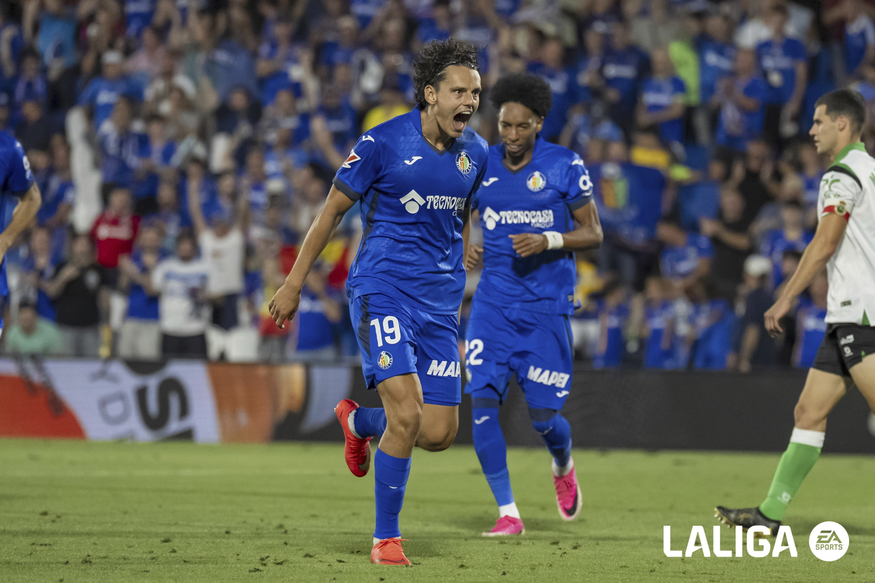 Enes Unal marca el tanto de la victoria MARCA