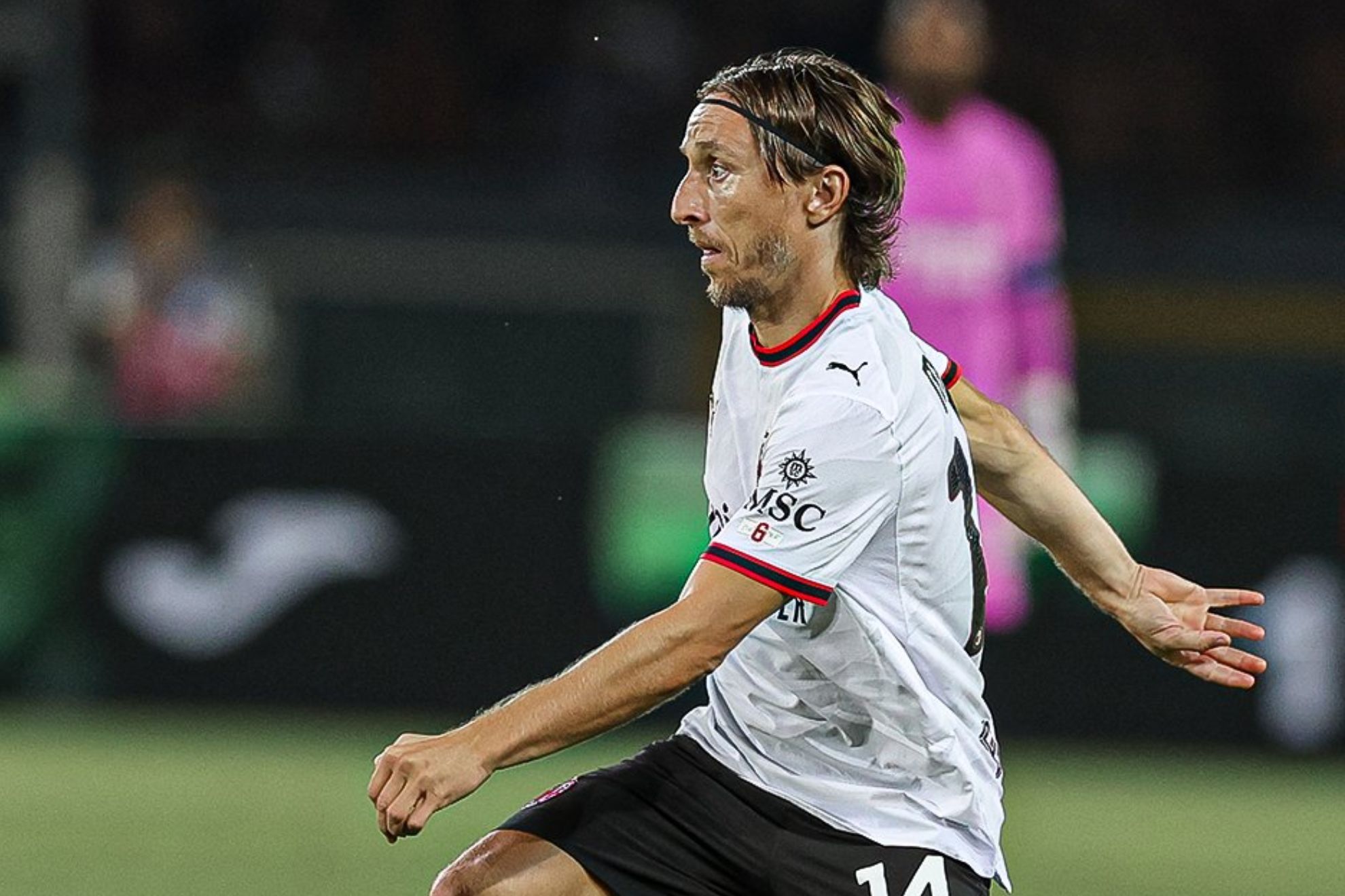 Modric, durante el partido contra el Torino @acmilan