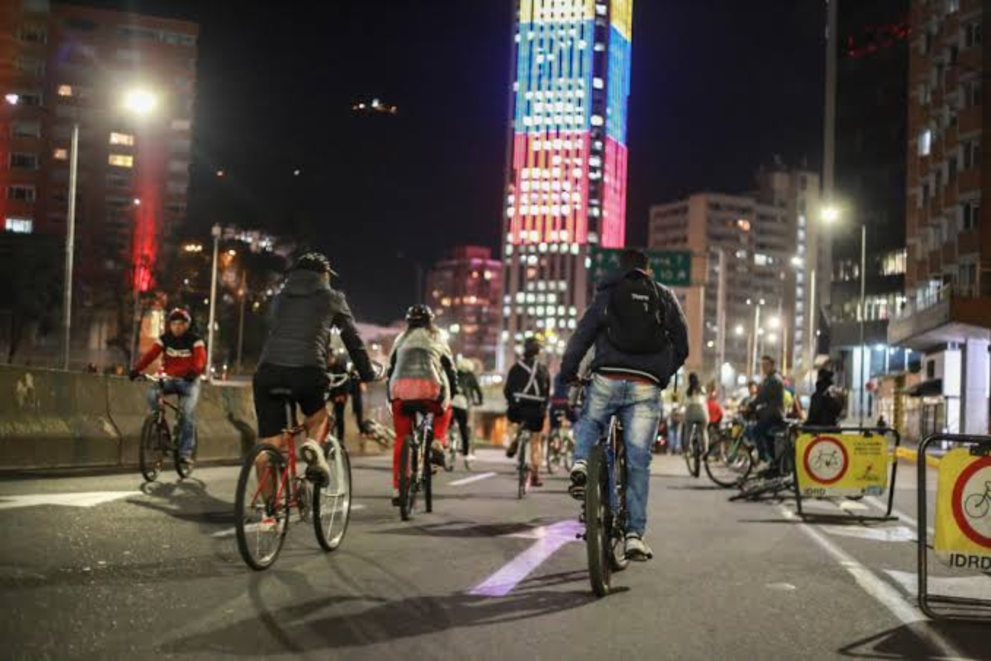 Ciclovía Nocturna Bogotá 2026: fecha, horario y mapa del recorrido de los 94 km. Alcaldía Bogotá
