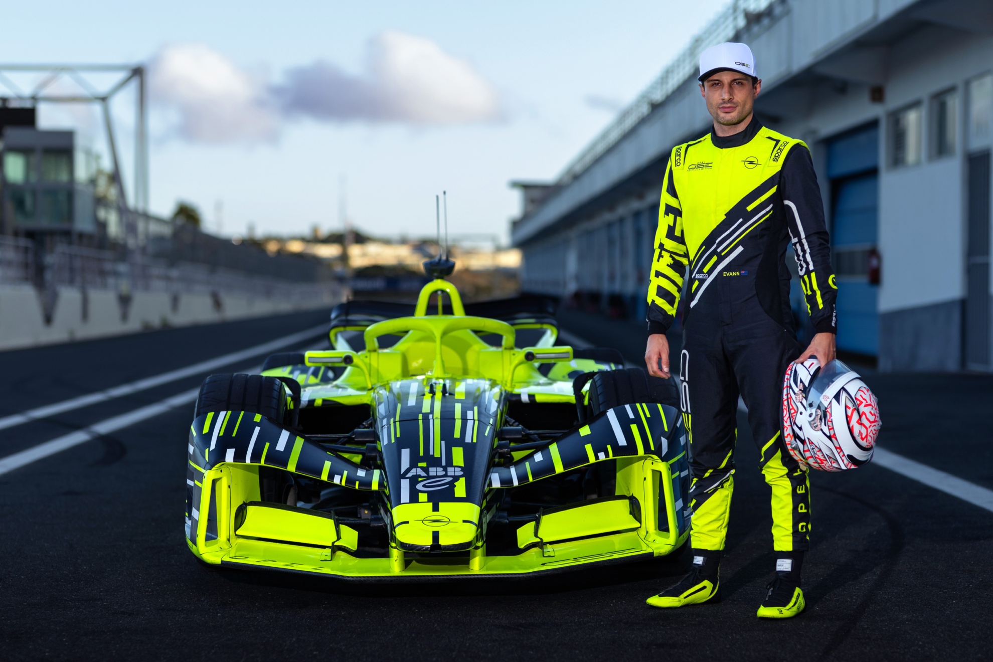 Mitch Evans, piloto de Opel