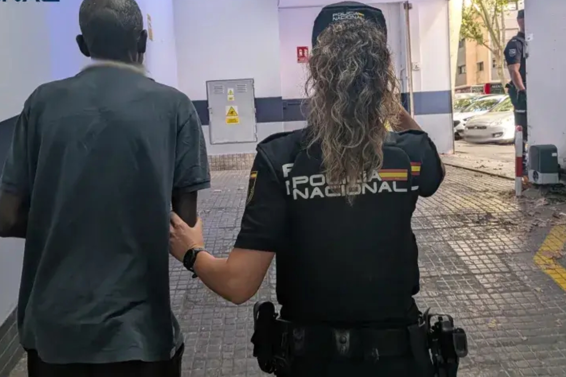 Detenido un hombre de 23 años por presuntamente agredir a una menor y dejarla embarazada. PN