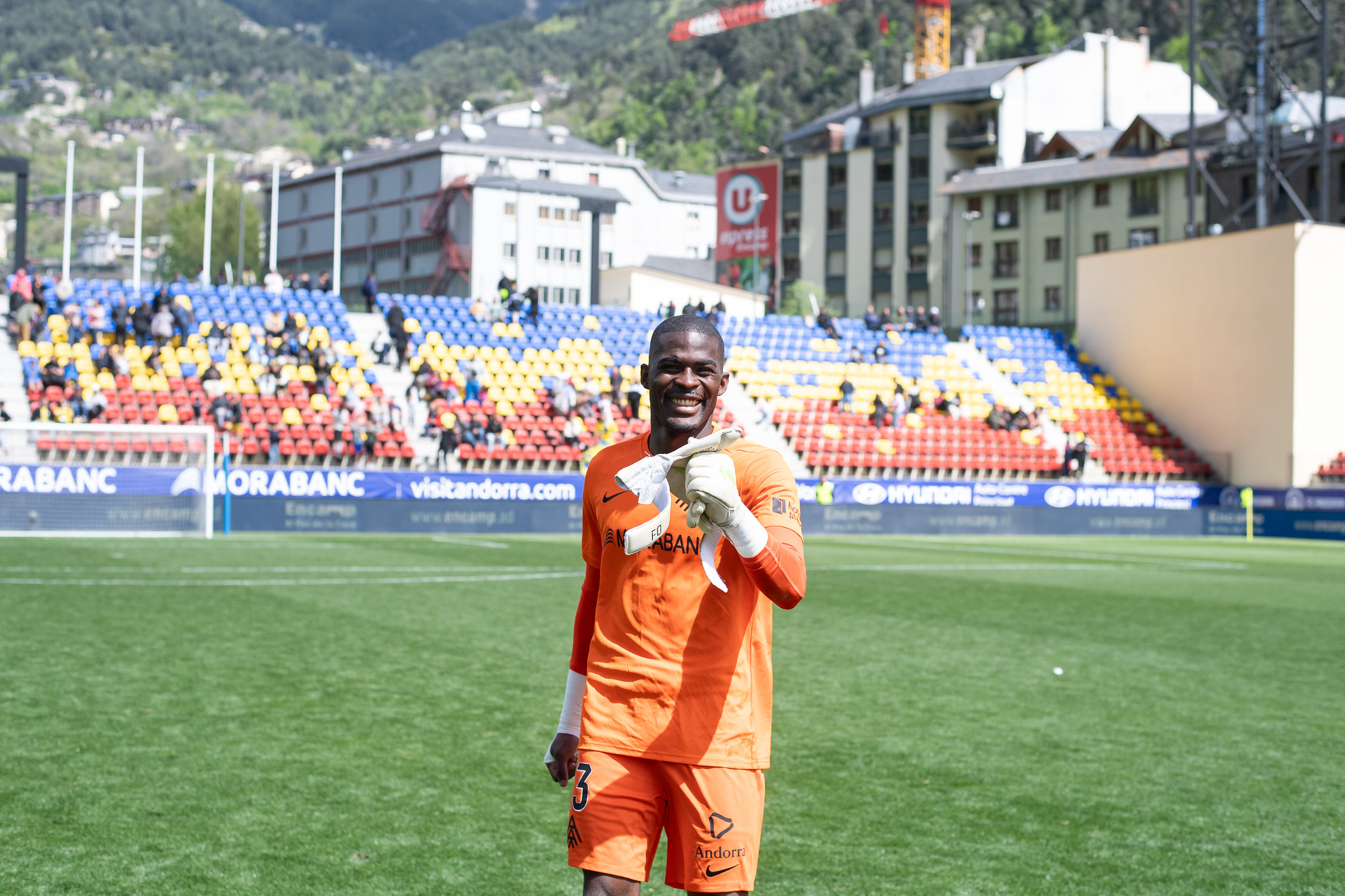 Jesús Owono, en un partido con el Andorra.