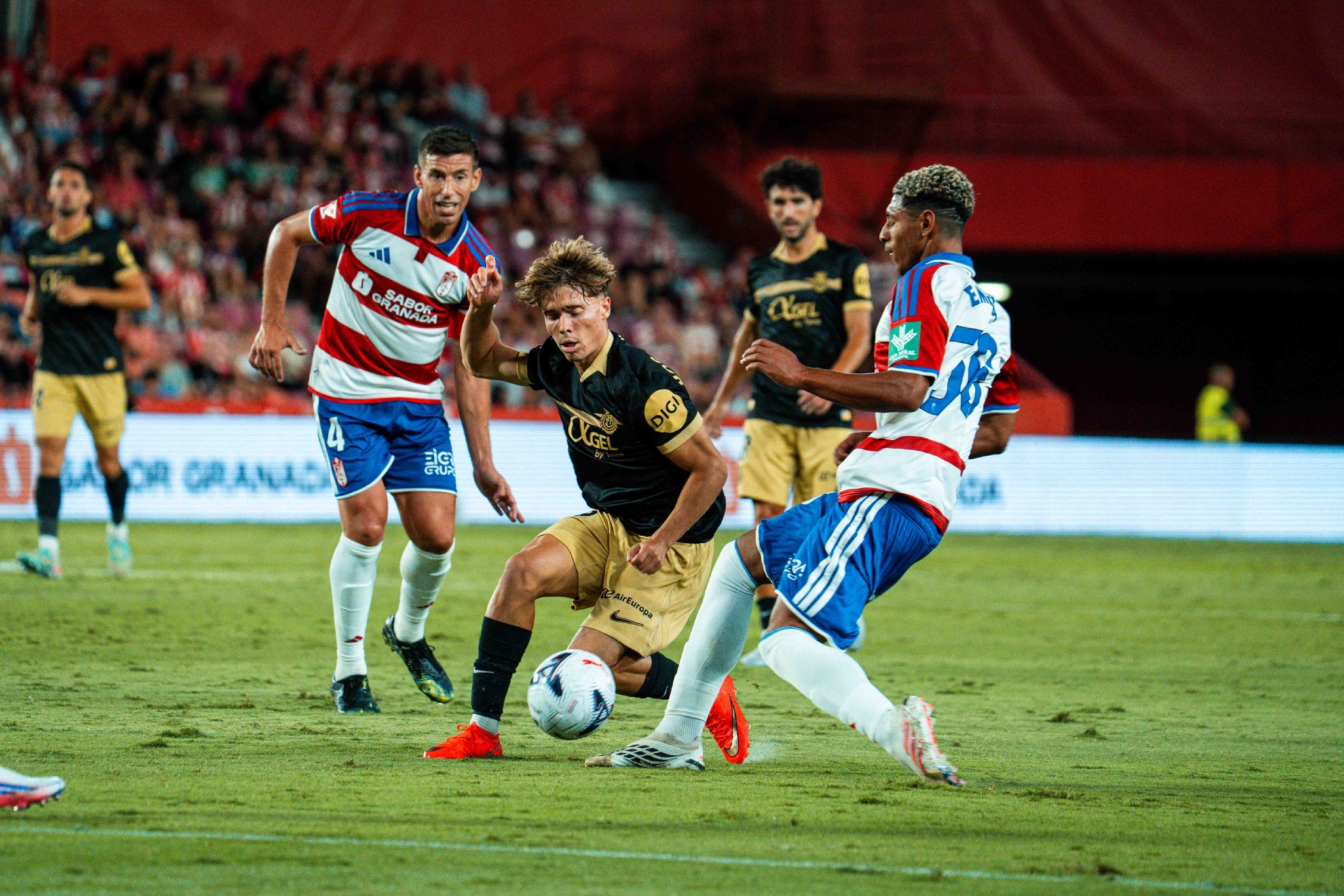 Cerdá, ante el Granada. RCD MALLORCA