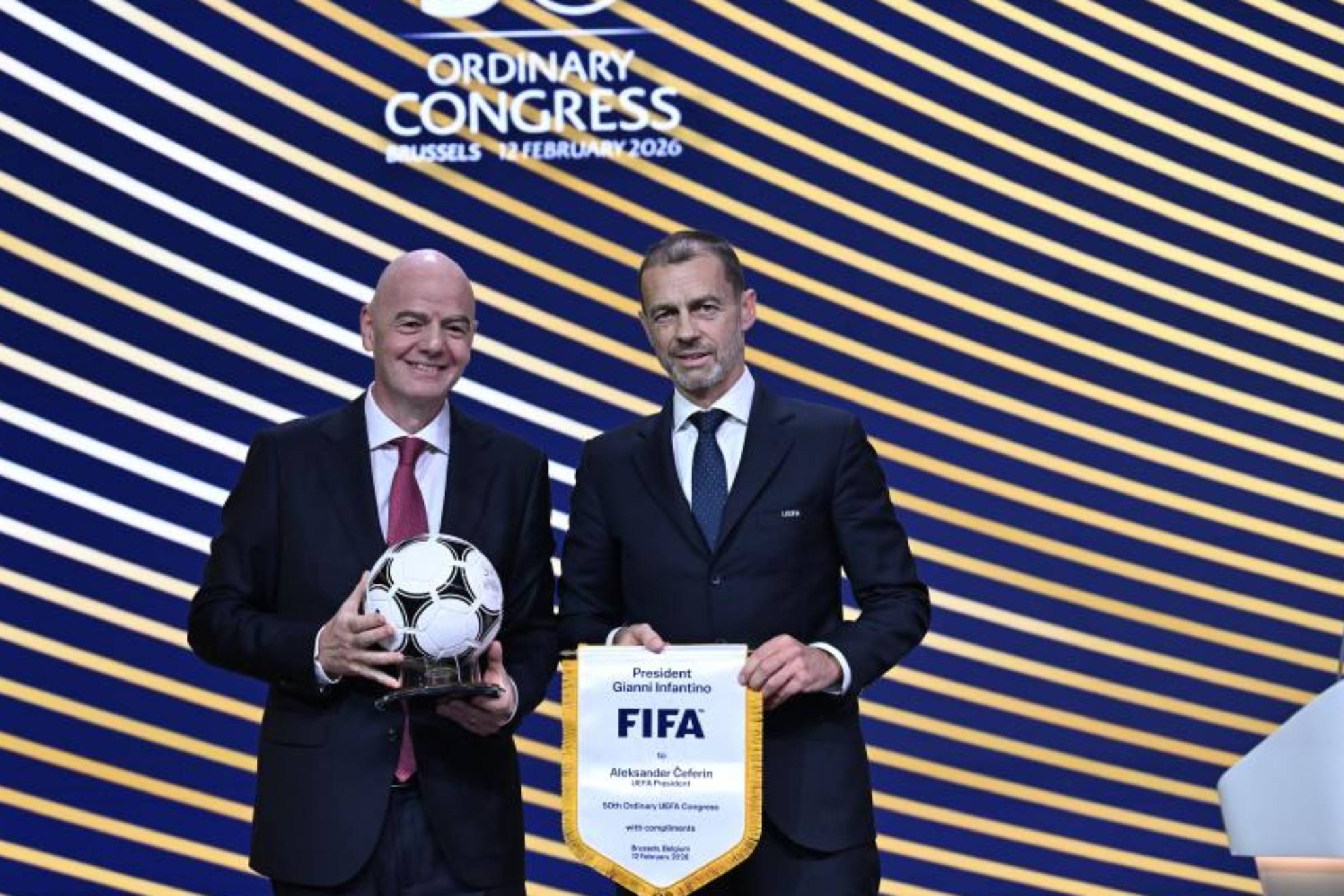Aleksander Ceferin y Gianni Infantino, en el último congreso de la UEFA.
