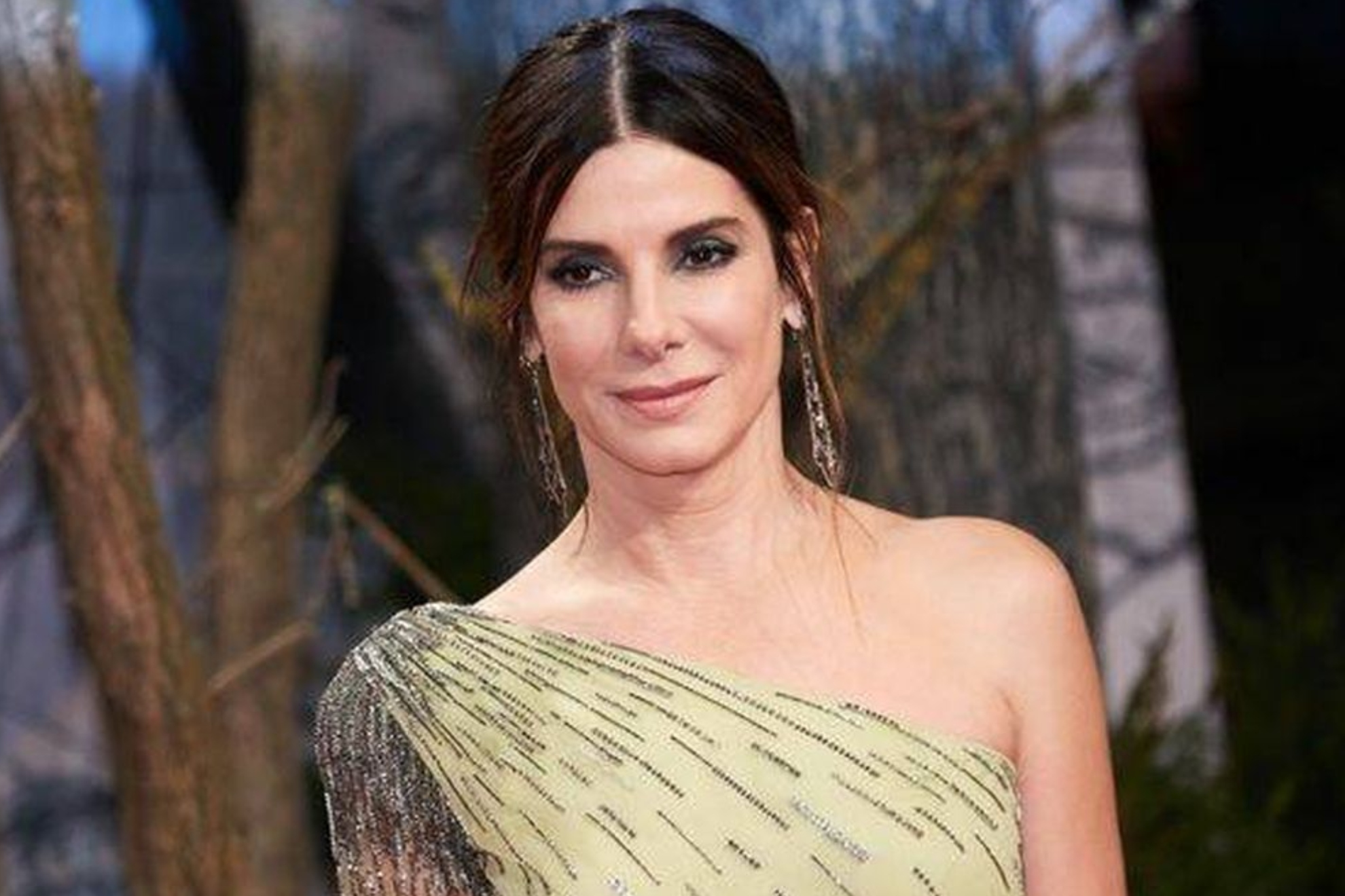 Sandra Bullock revela la anécdota que vivió con Dolly Parton tras rechazar una lujosa habitación de hotel EFE