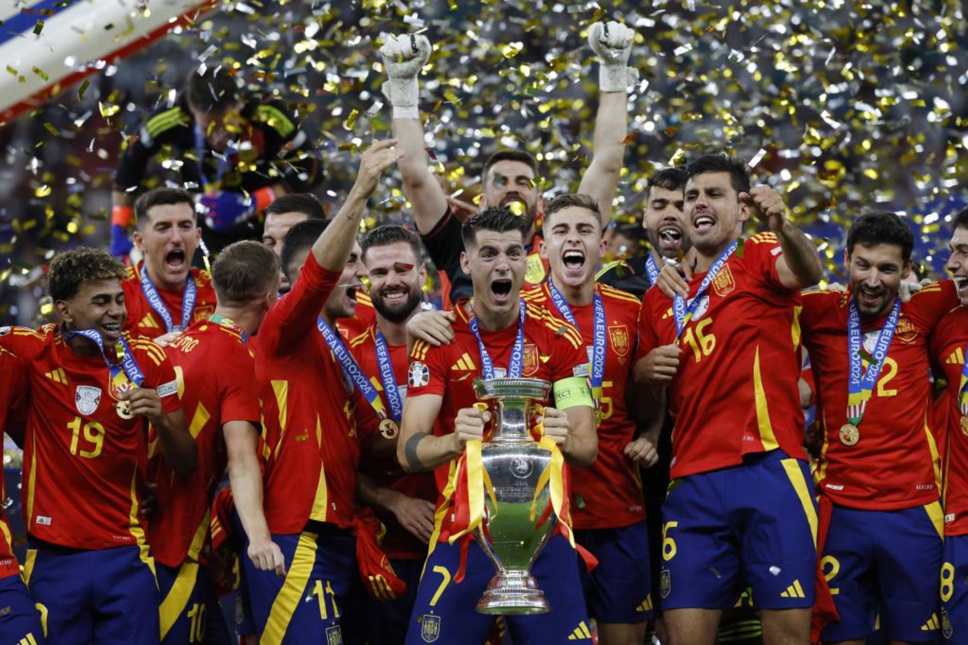 Morata levanta la Eurocopa Chema Rey