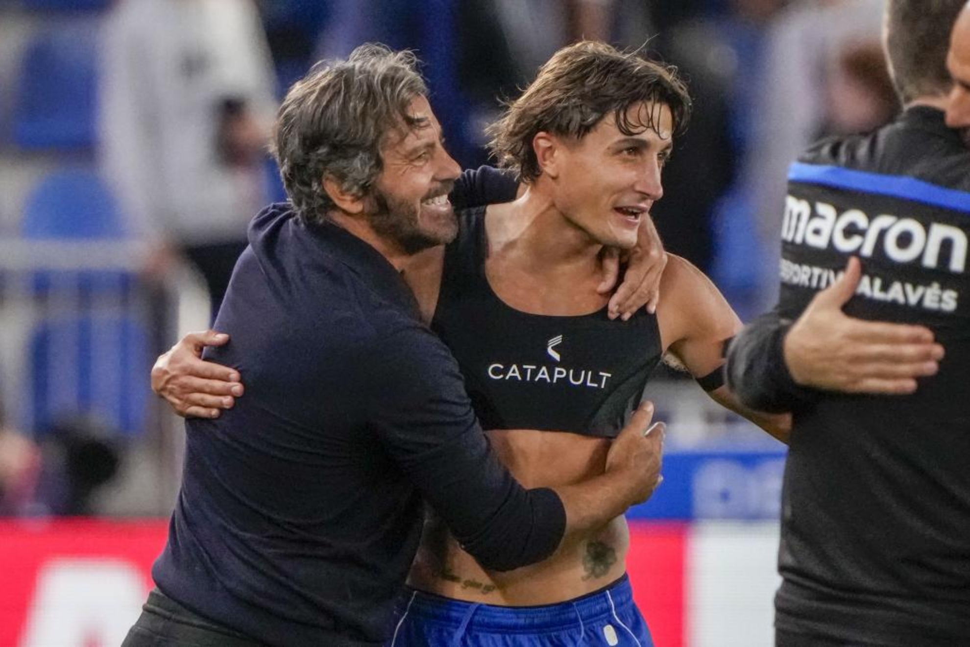 Quique celebra el triunfo junto a Tenaglia al final del encuentro EFE