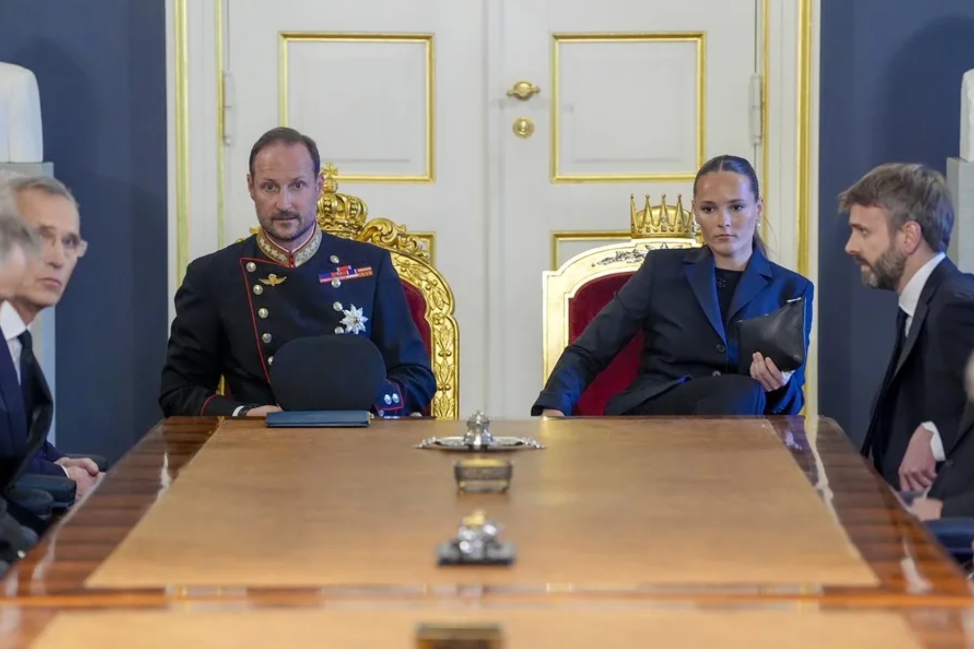 Todo lo que debes saber sobre Haakon VIII, el nuevo rey de Noruega que desafió a la Corona por amor EFE