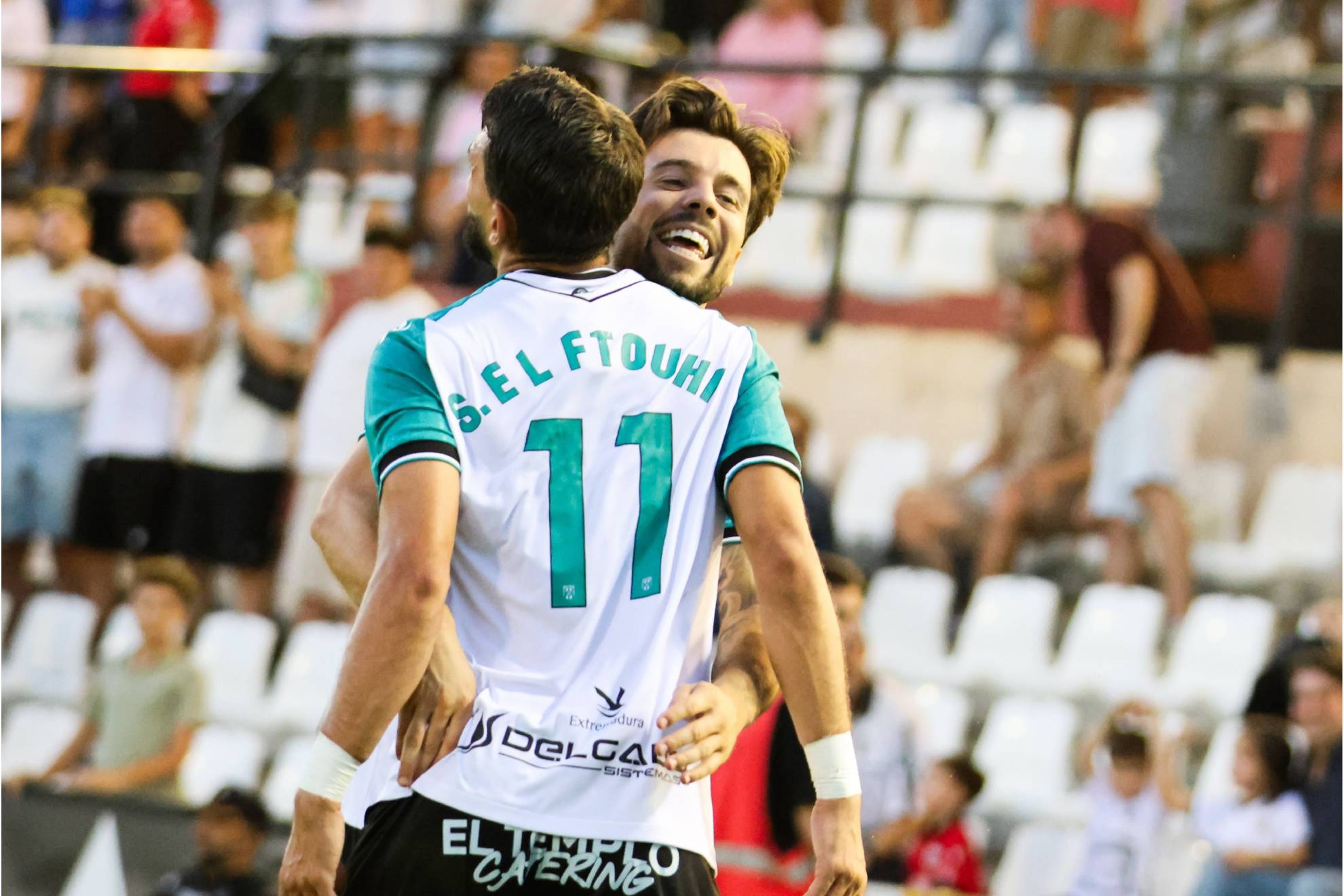 Celebración del Mérida tras el gol de Sofiane que valió tres puntos