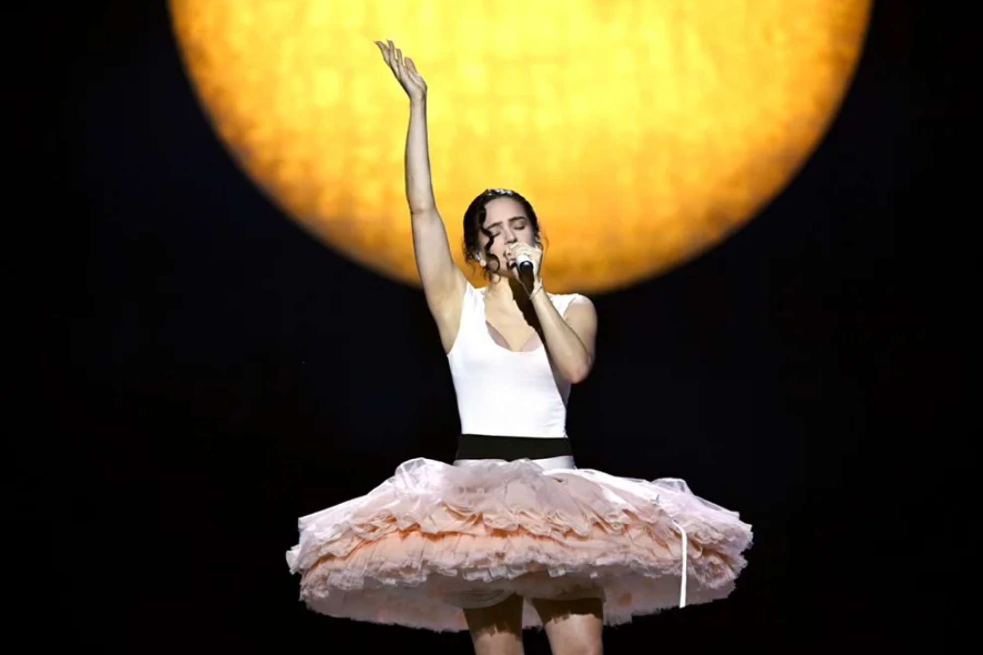 Rosalia en 'Lux Tour'