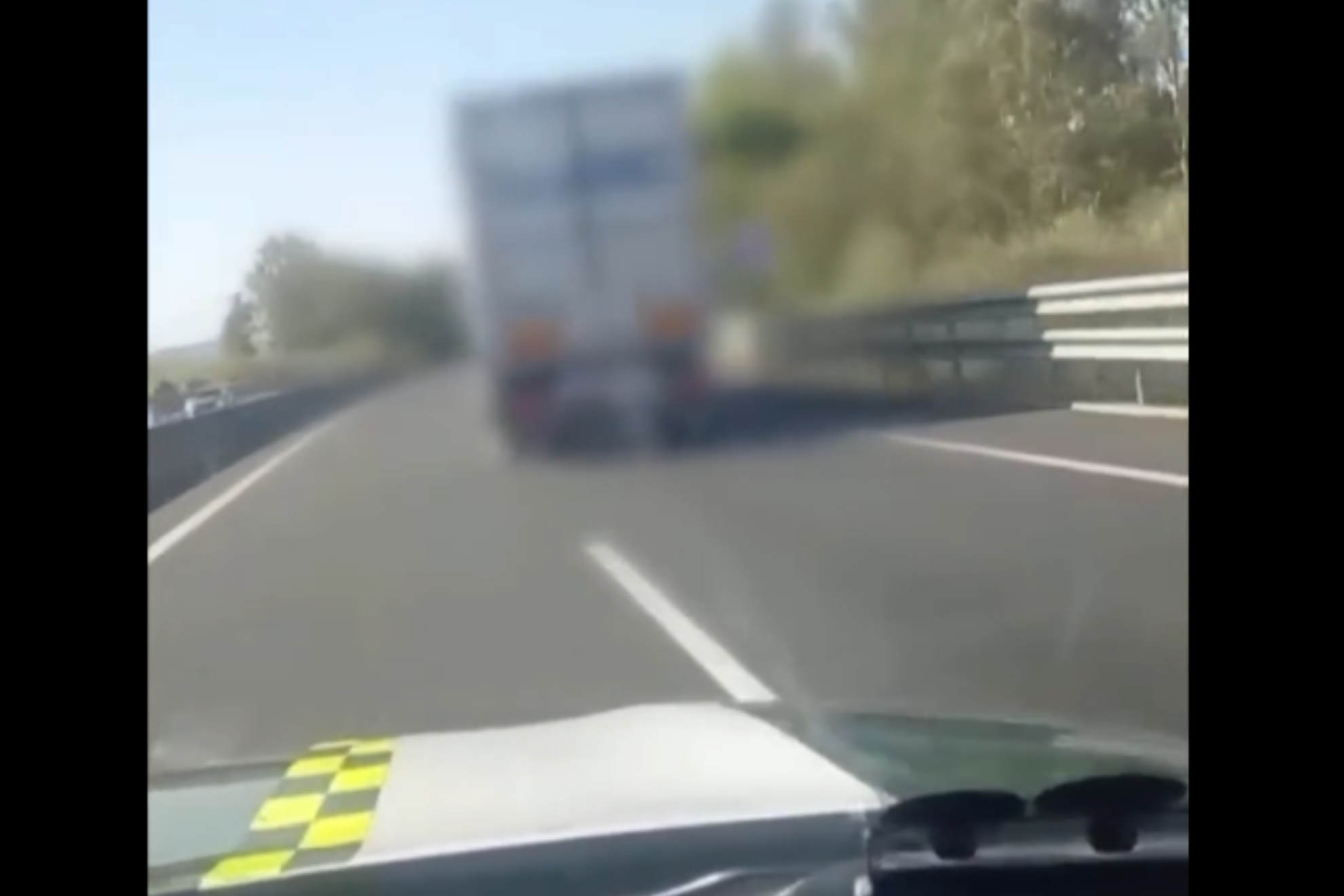 Imagen de la persecución de la Guardia Civil