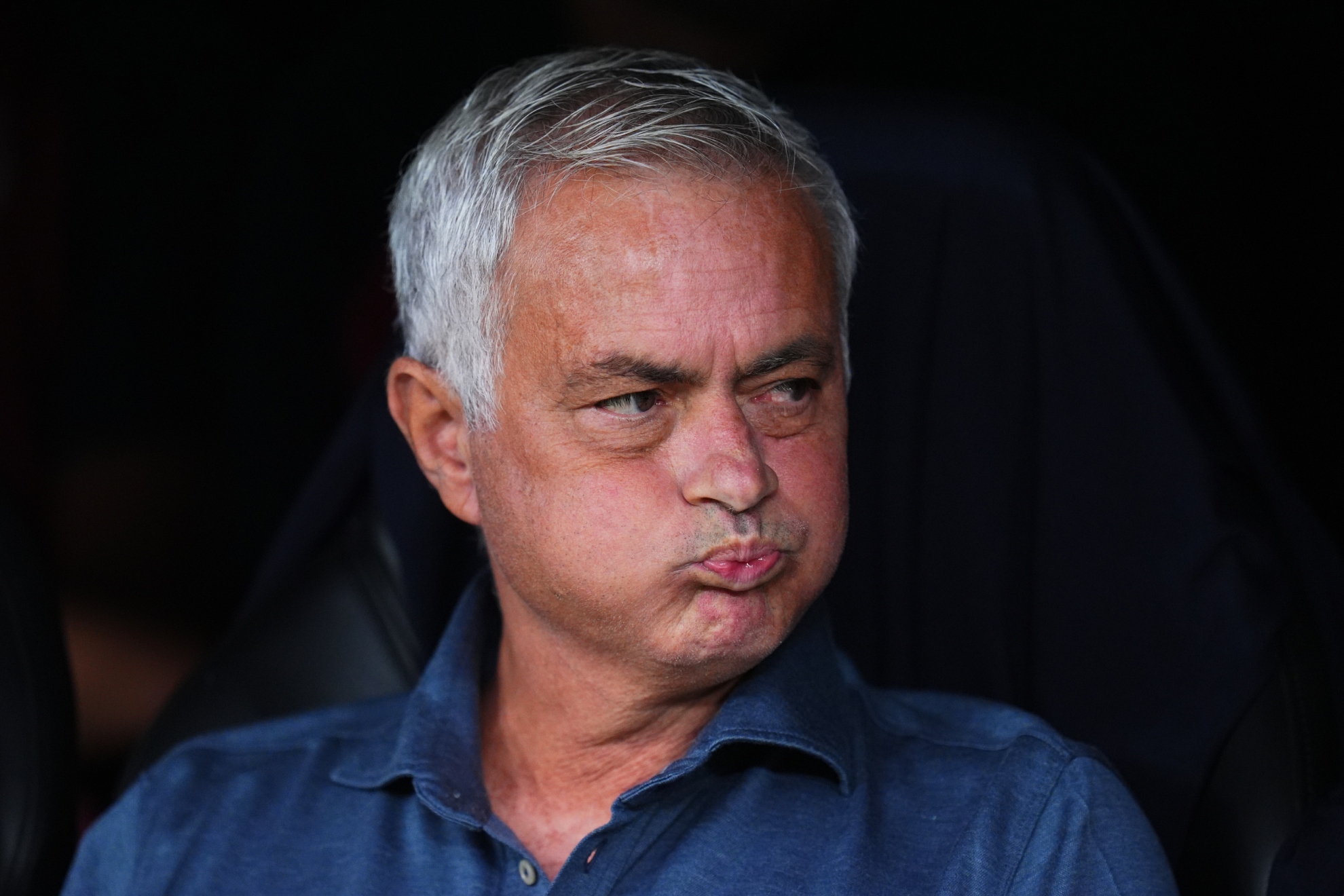 Mourinho, en el banquillo del Bernabéu ante el Málaga. LAPRESSE