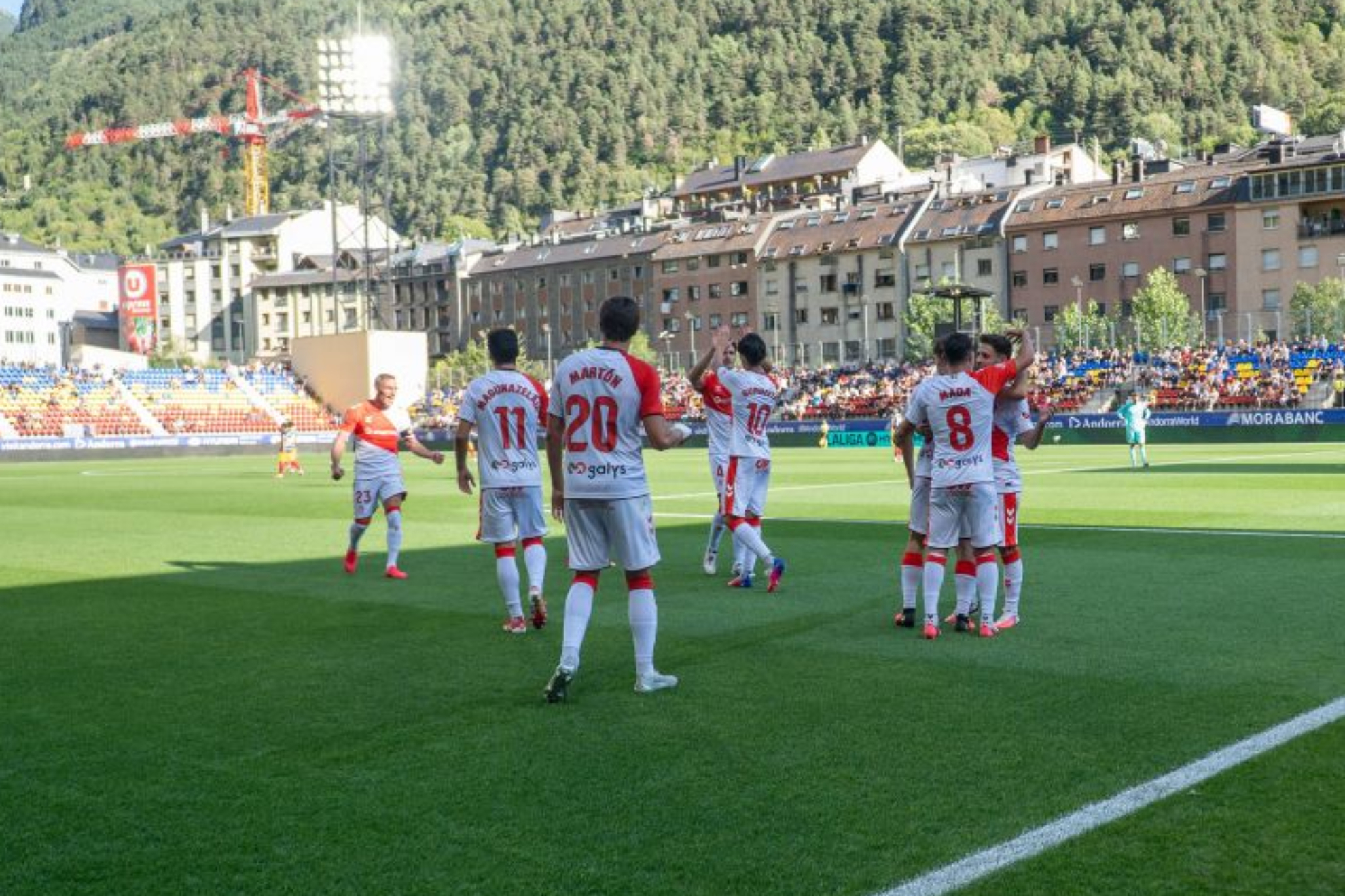 Jugadores del Eibar celebrando el gol de la victoria en Andorra. LALIGA