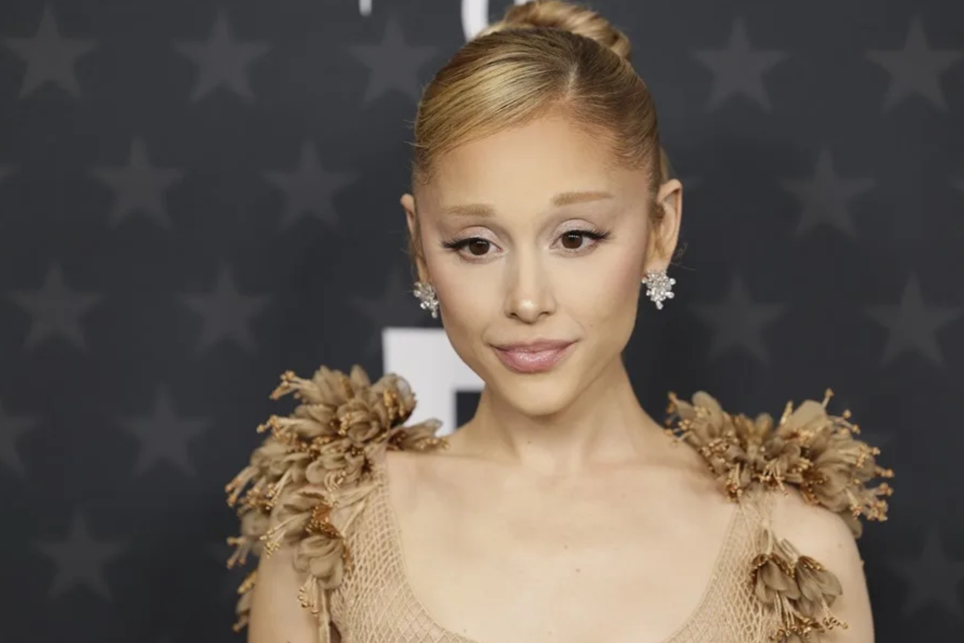 Ariana Grande despide a la mánager de su tienda en Londres tras ser descubierta revendiendo vinilos exclusivos en internet EFE