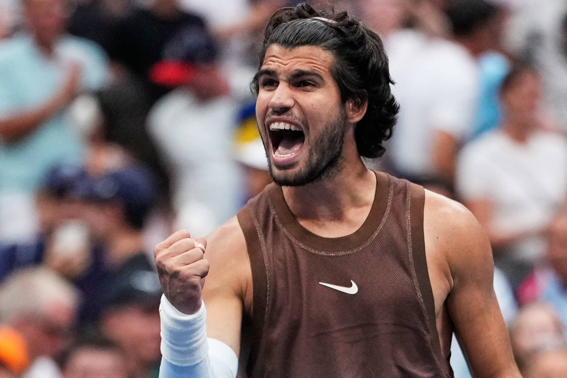 Carlos Alcaraz eleva a 15 su racha victoriosa en partidos de Grand Slam, su tope AP Photo/Seth Wenig