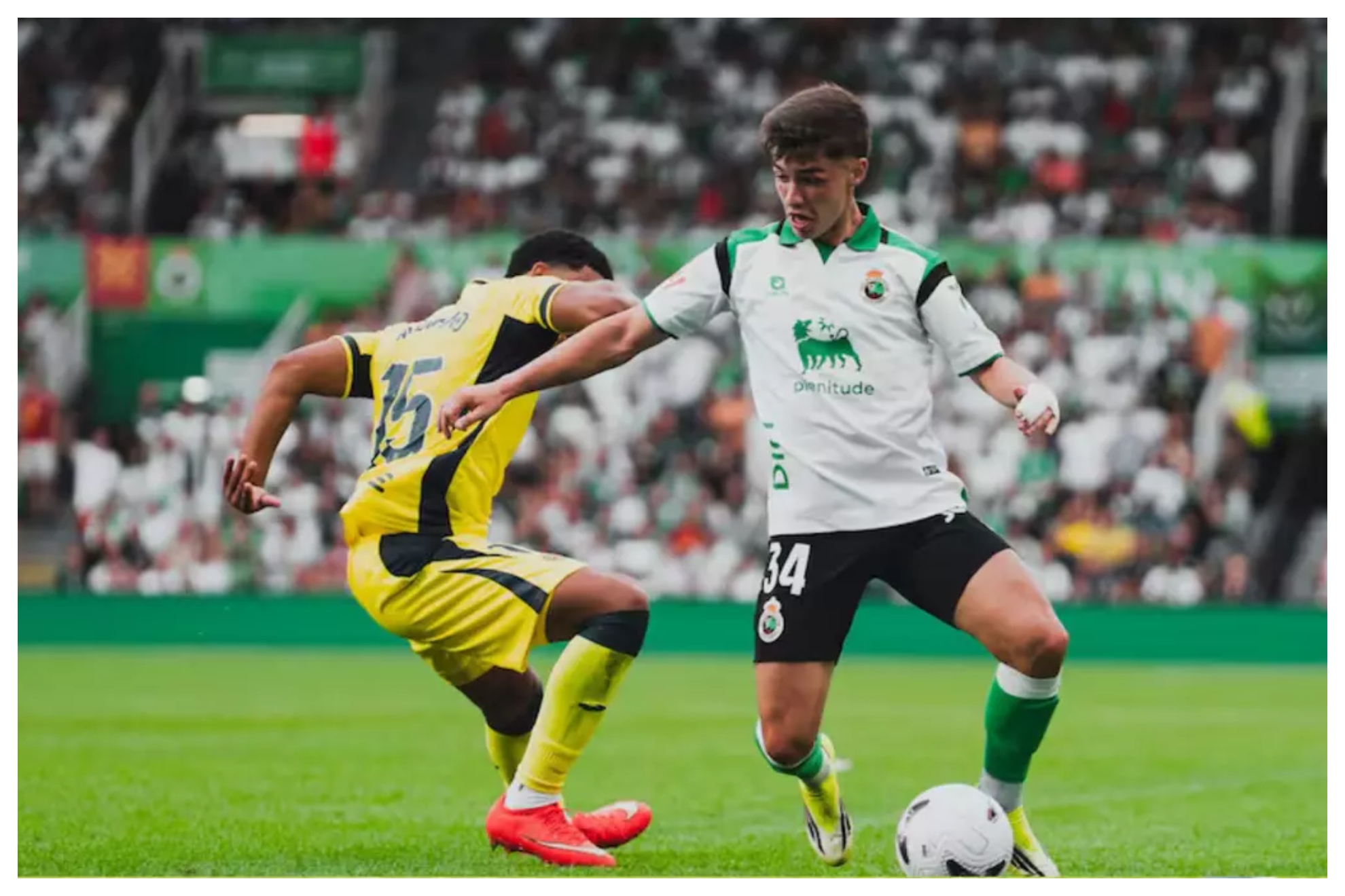 Diego Díaz, en un partido con el Racing en El Sardinero Real Racing Club